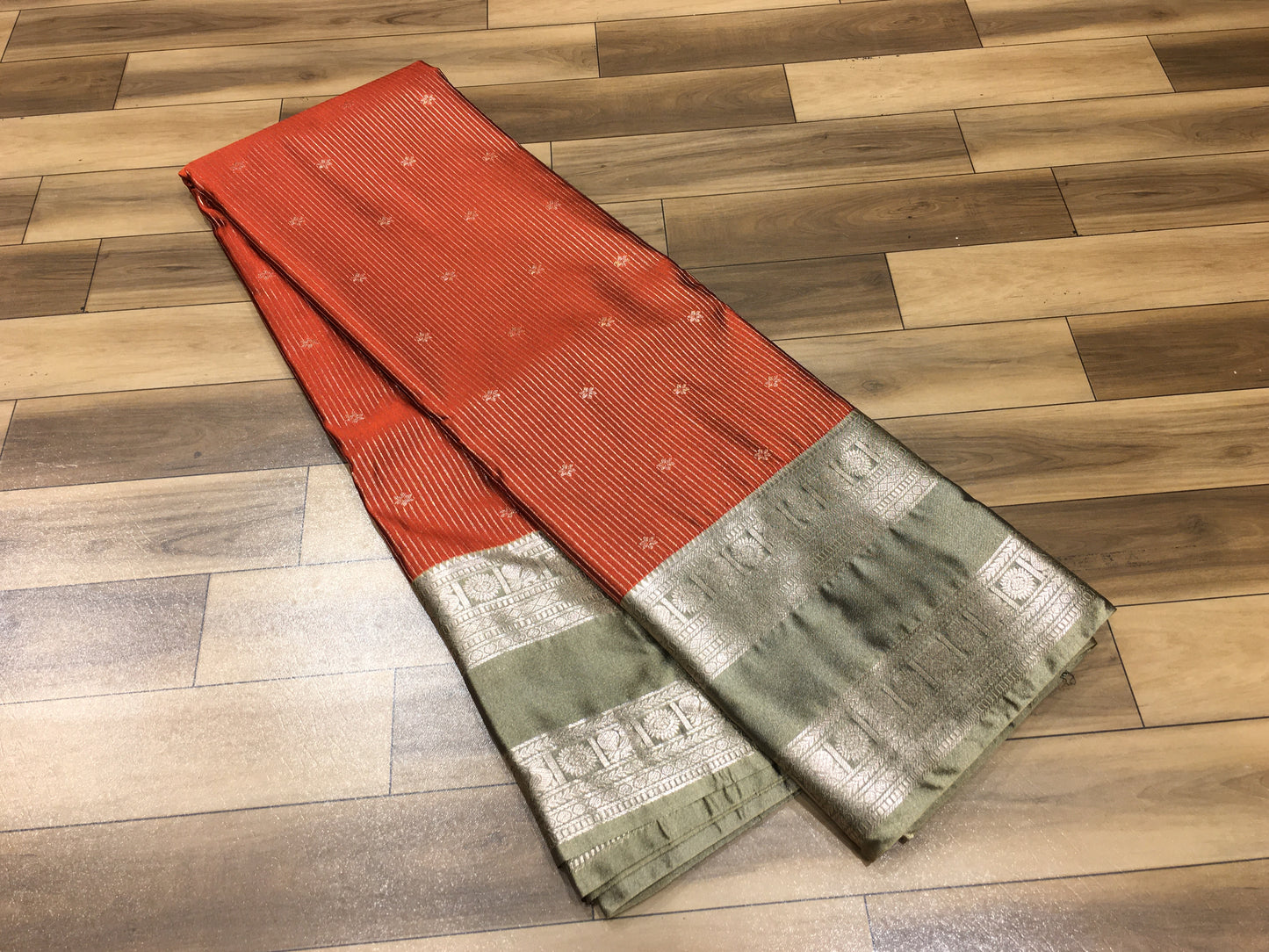 Semi Kanchipuram silk
