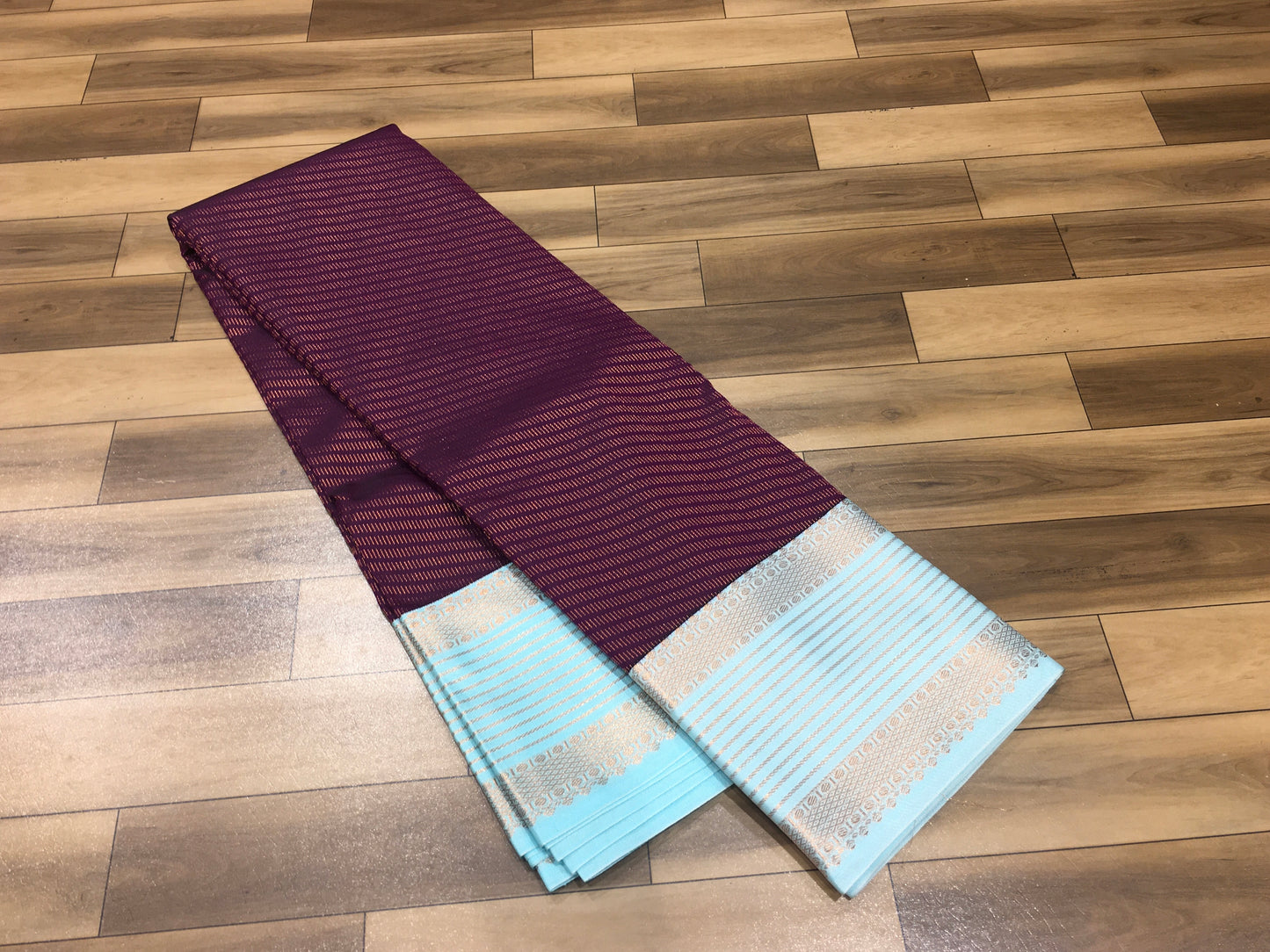 Semi Kanchipuram silk