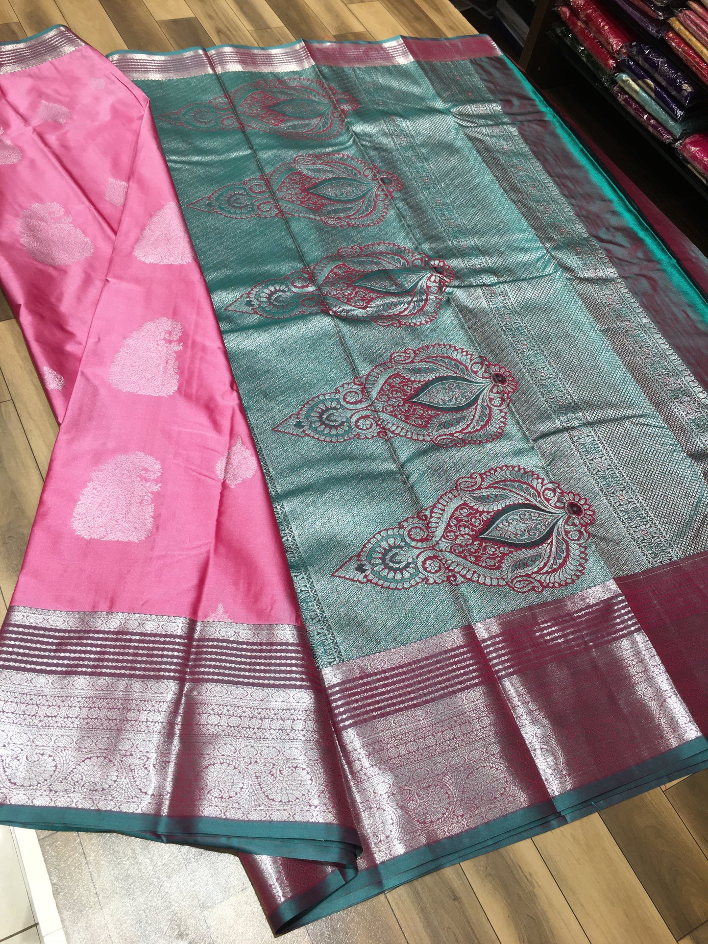 Semi Kanchipuram silk