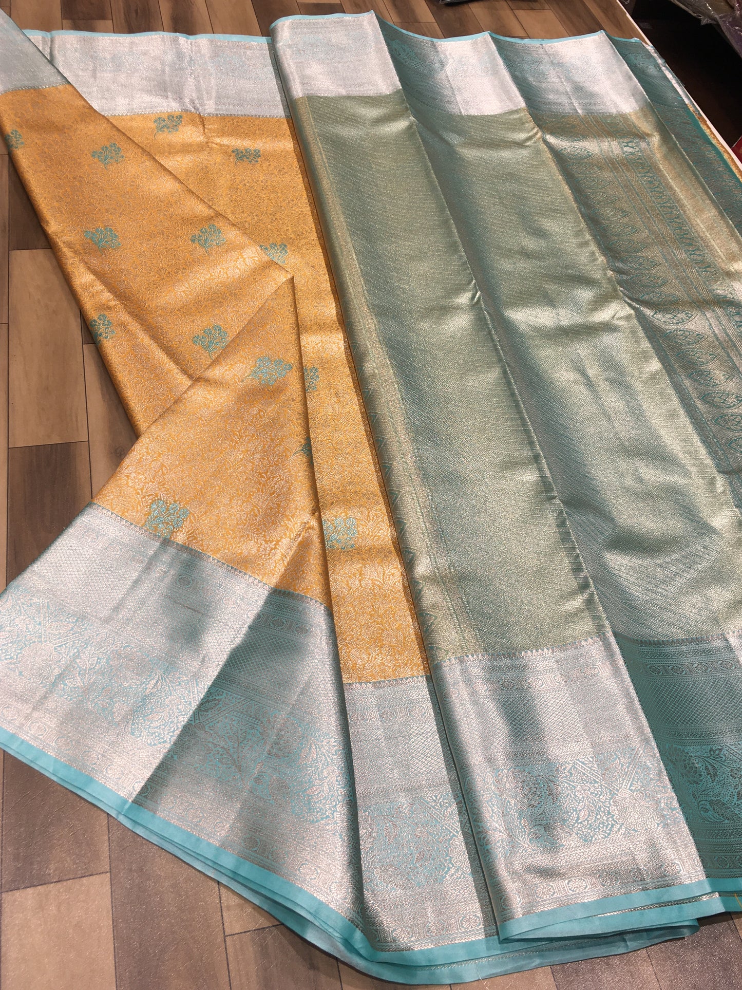 Semi Kanchipuram tissue