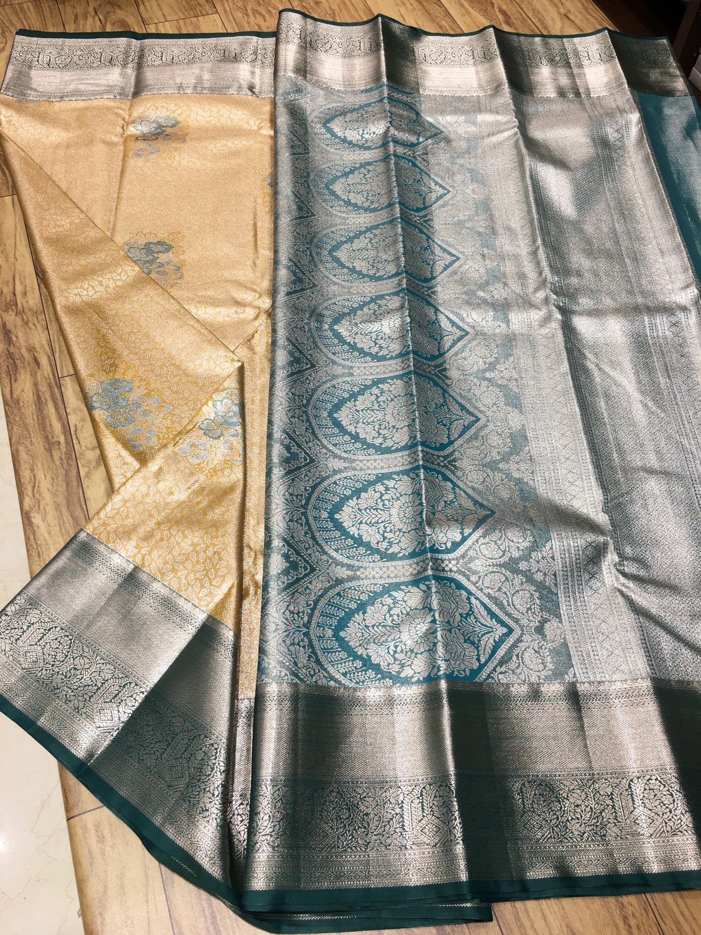 Semi Kanchipuram tissue