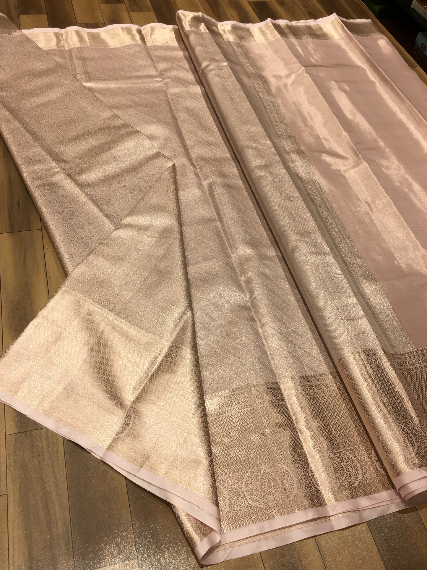 Semi Kanchipuram tissue