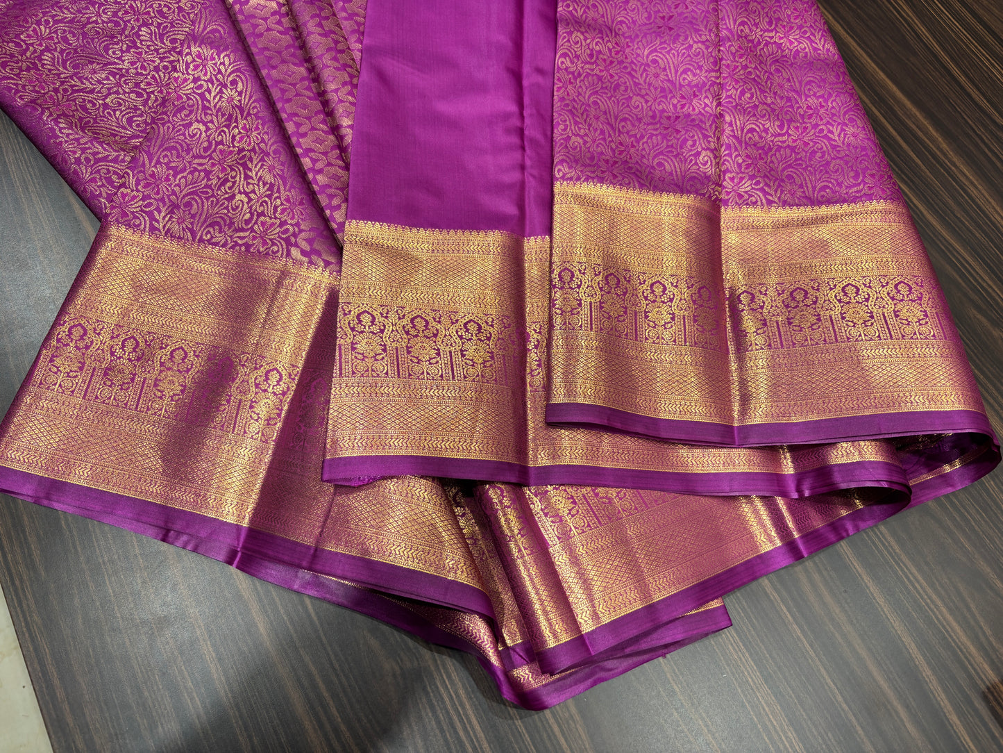 Semi Kanchipuram silk