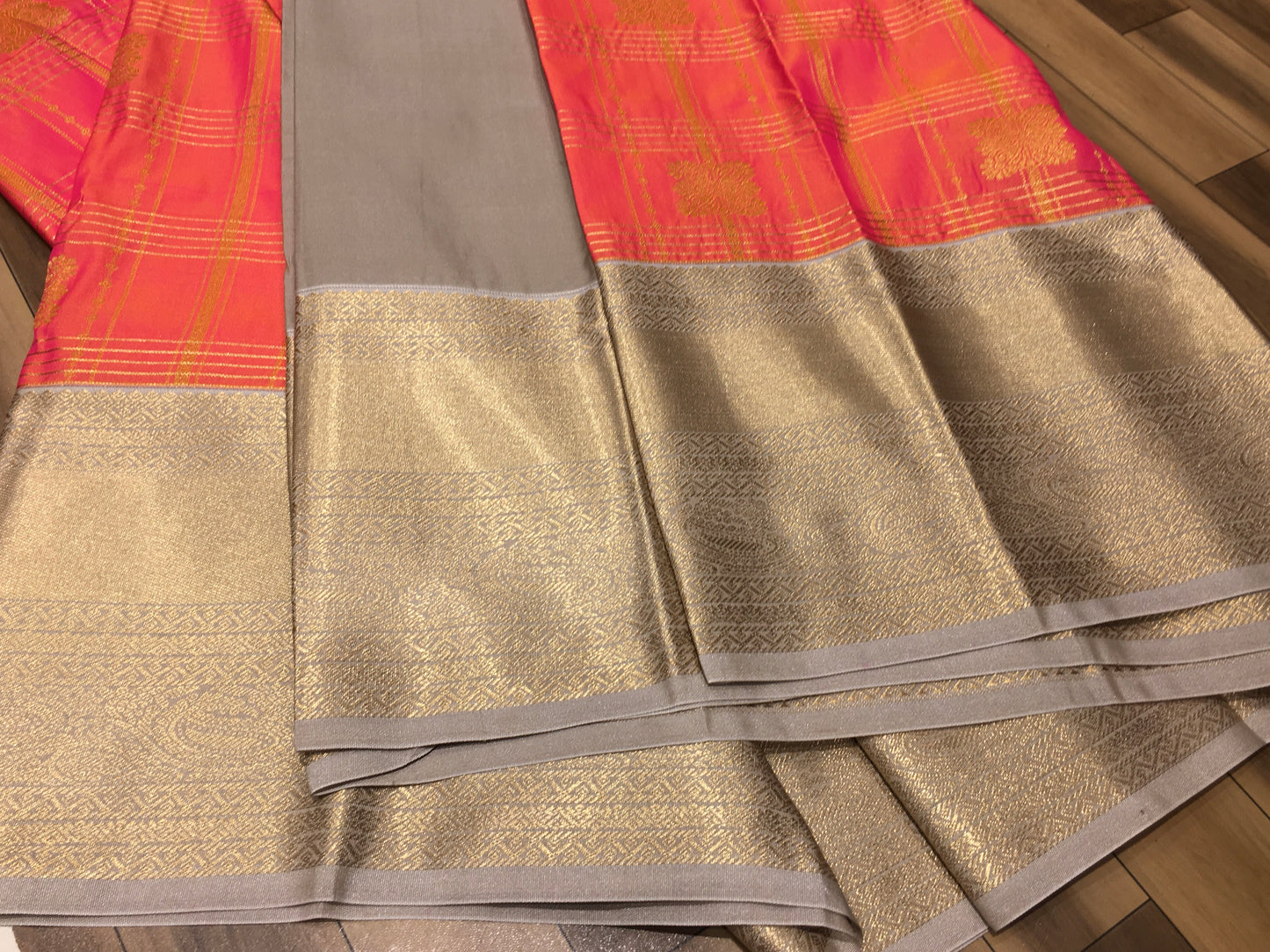 Semi Kanchipuram silk