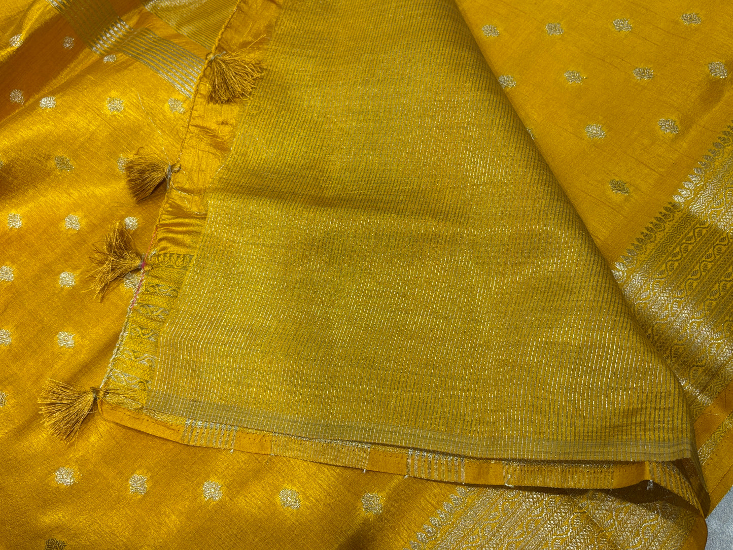 Lilly tussar saree