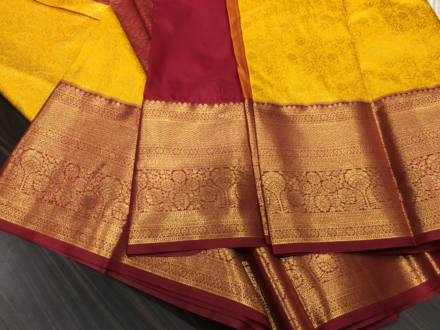 Semi Kanchipuram silk