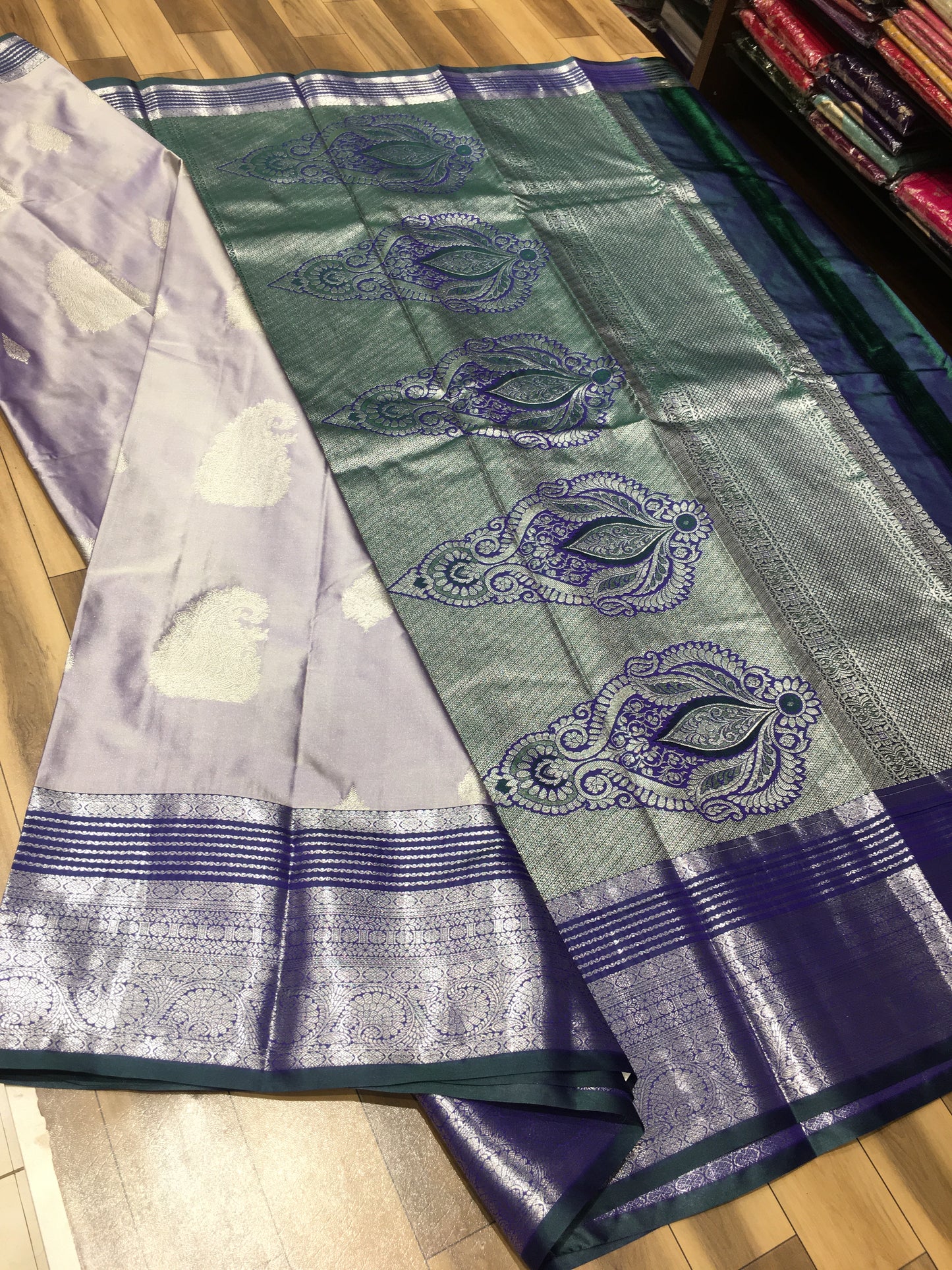 Semi Kanchipuram silk