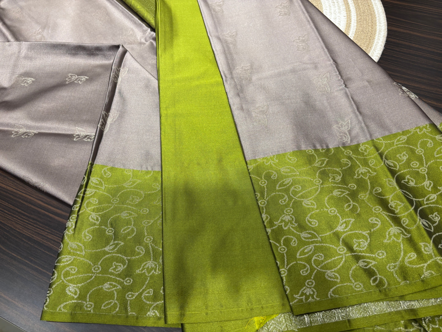Semi Kanchipuram silk