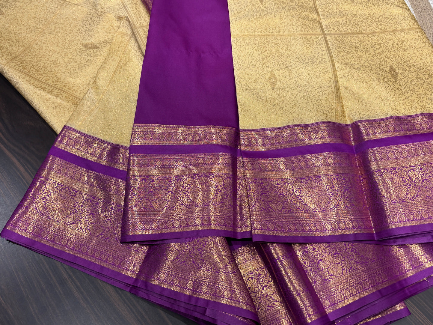 Semi Kanchipuram silk