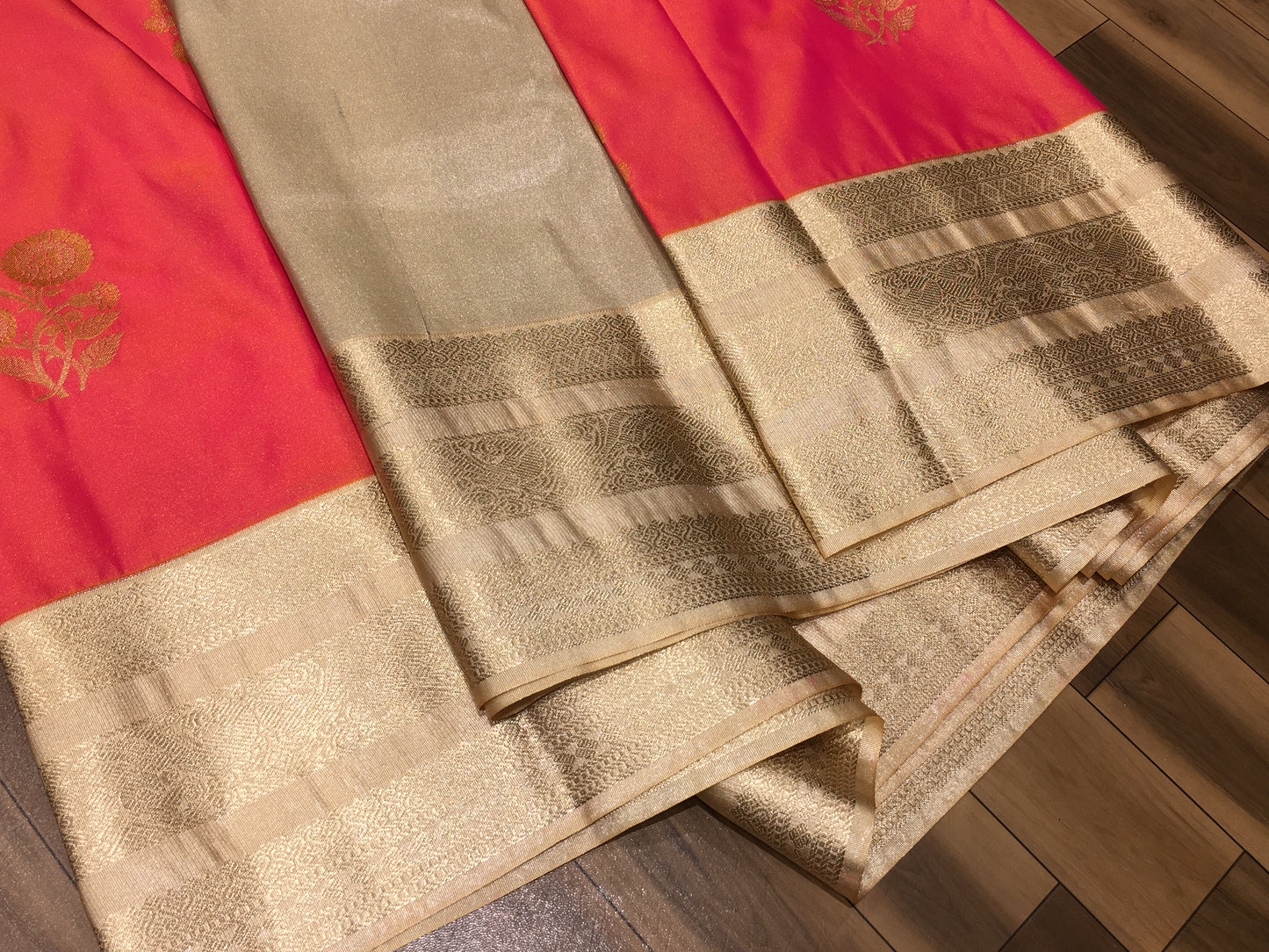 Semi Kanchipuram silk