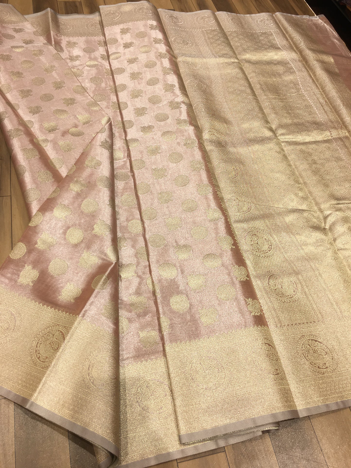 Semi Kanchipuram tissue