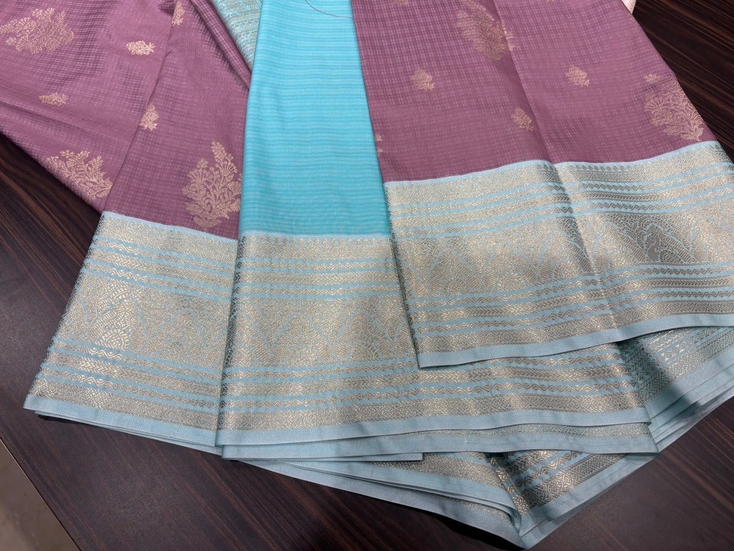 Semi Kanchipuram silk