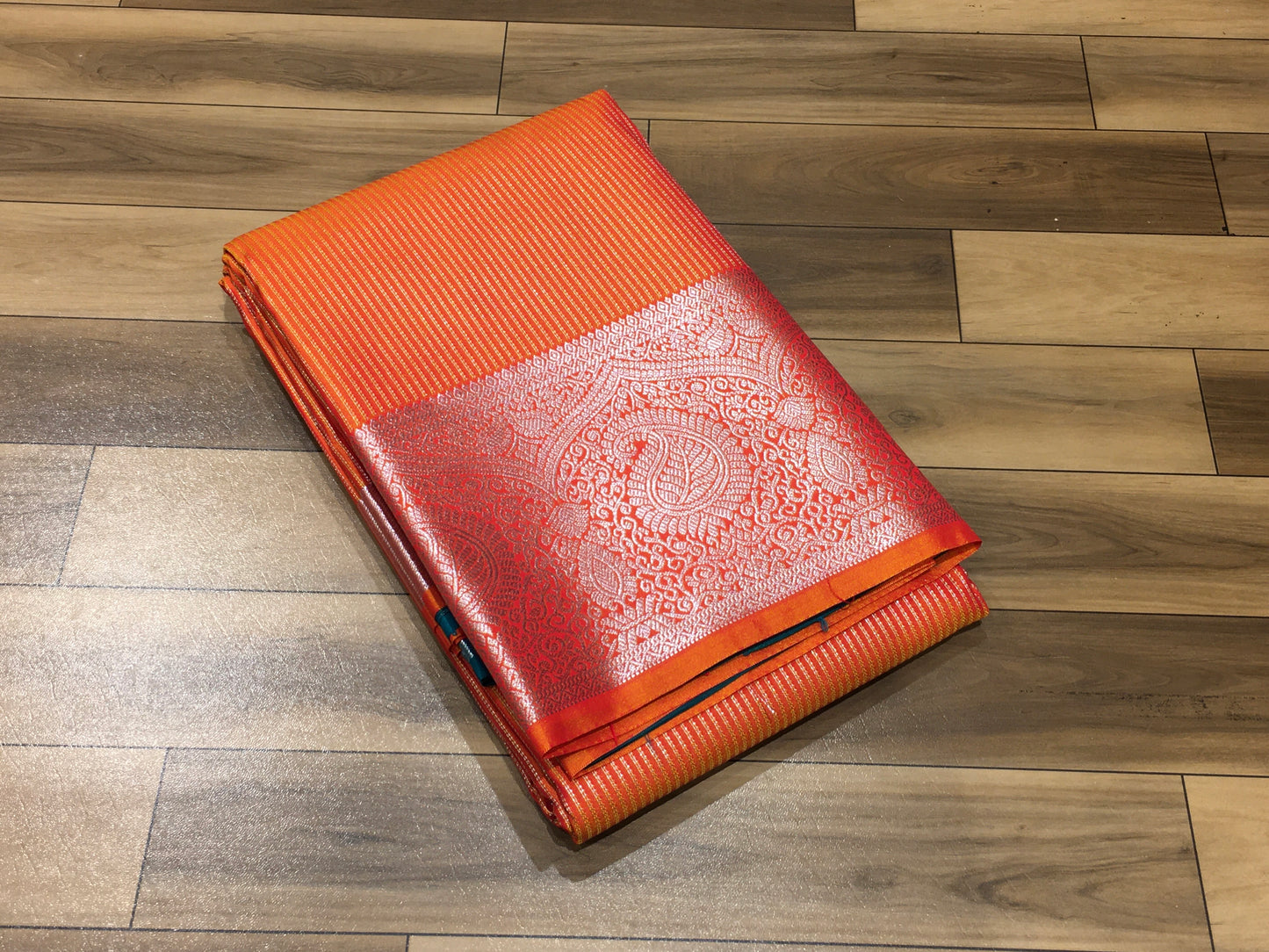 Semi Kanchipuram silk