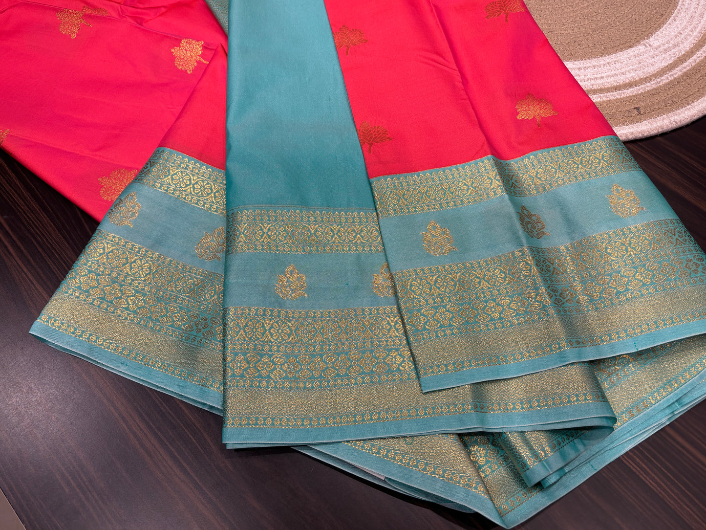 Semi Kanchipuram silk