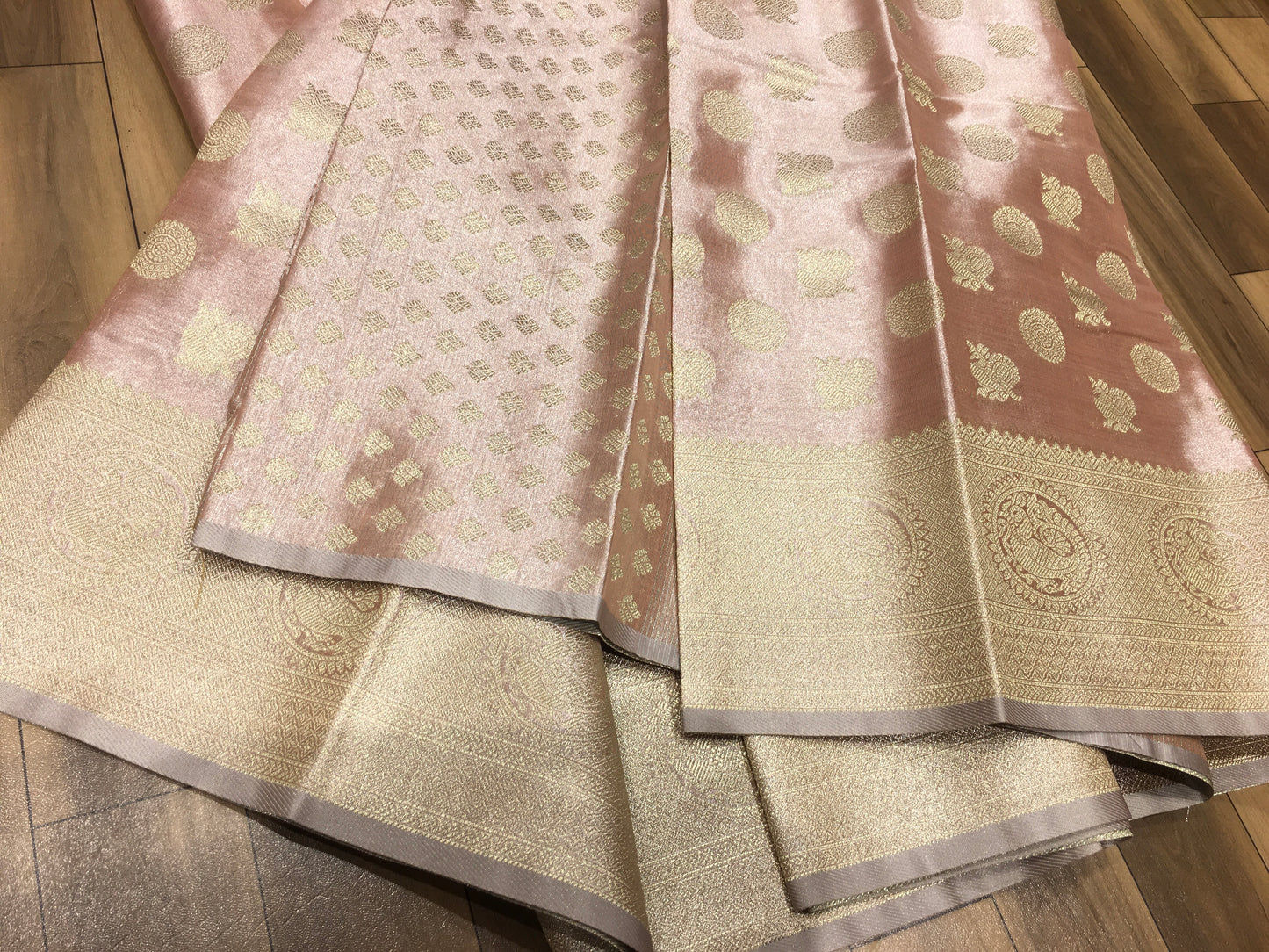 Semi Kanchipuram tissue
