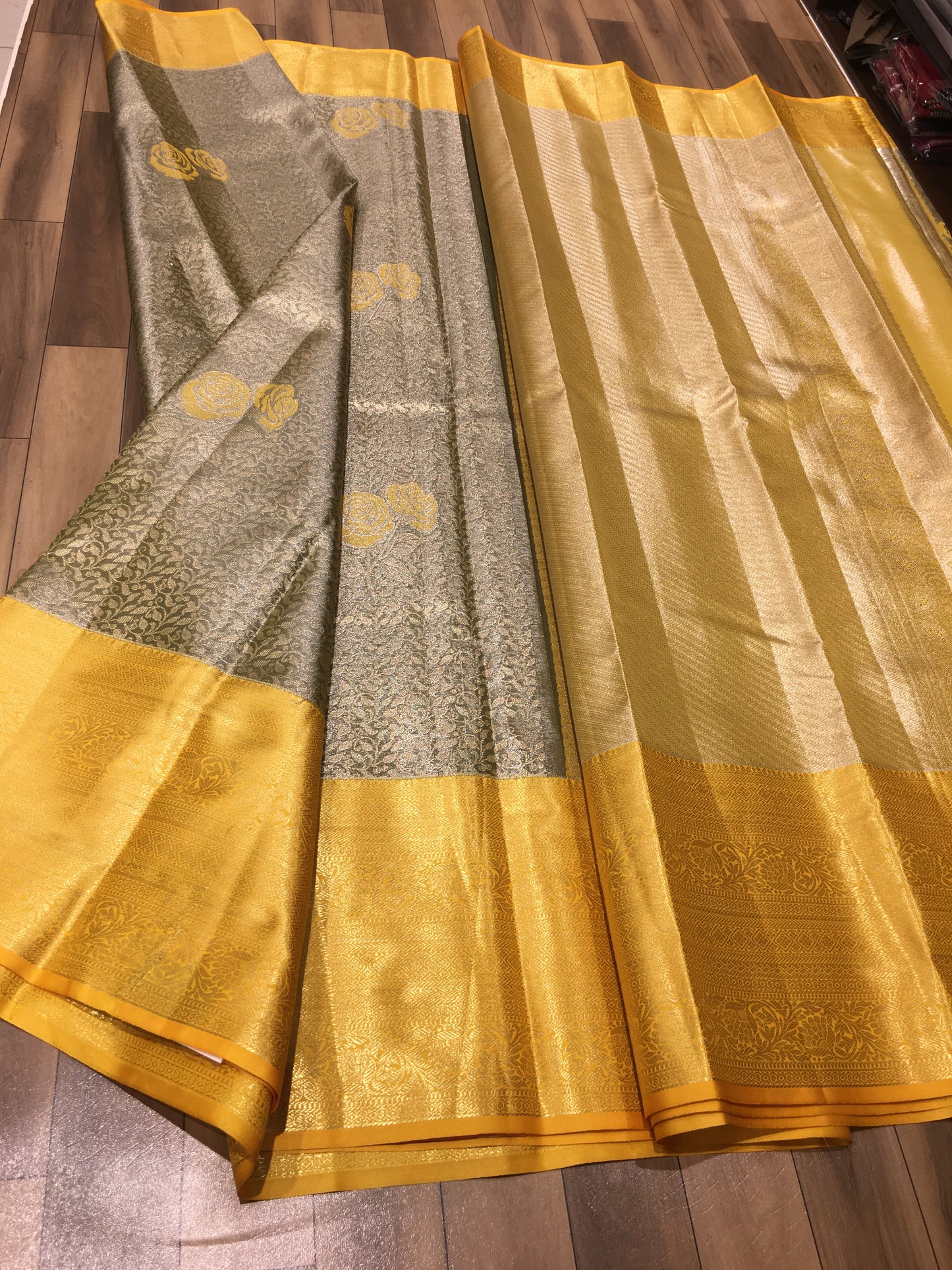Semi Kanchipuram tissue