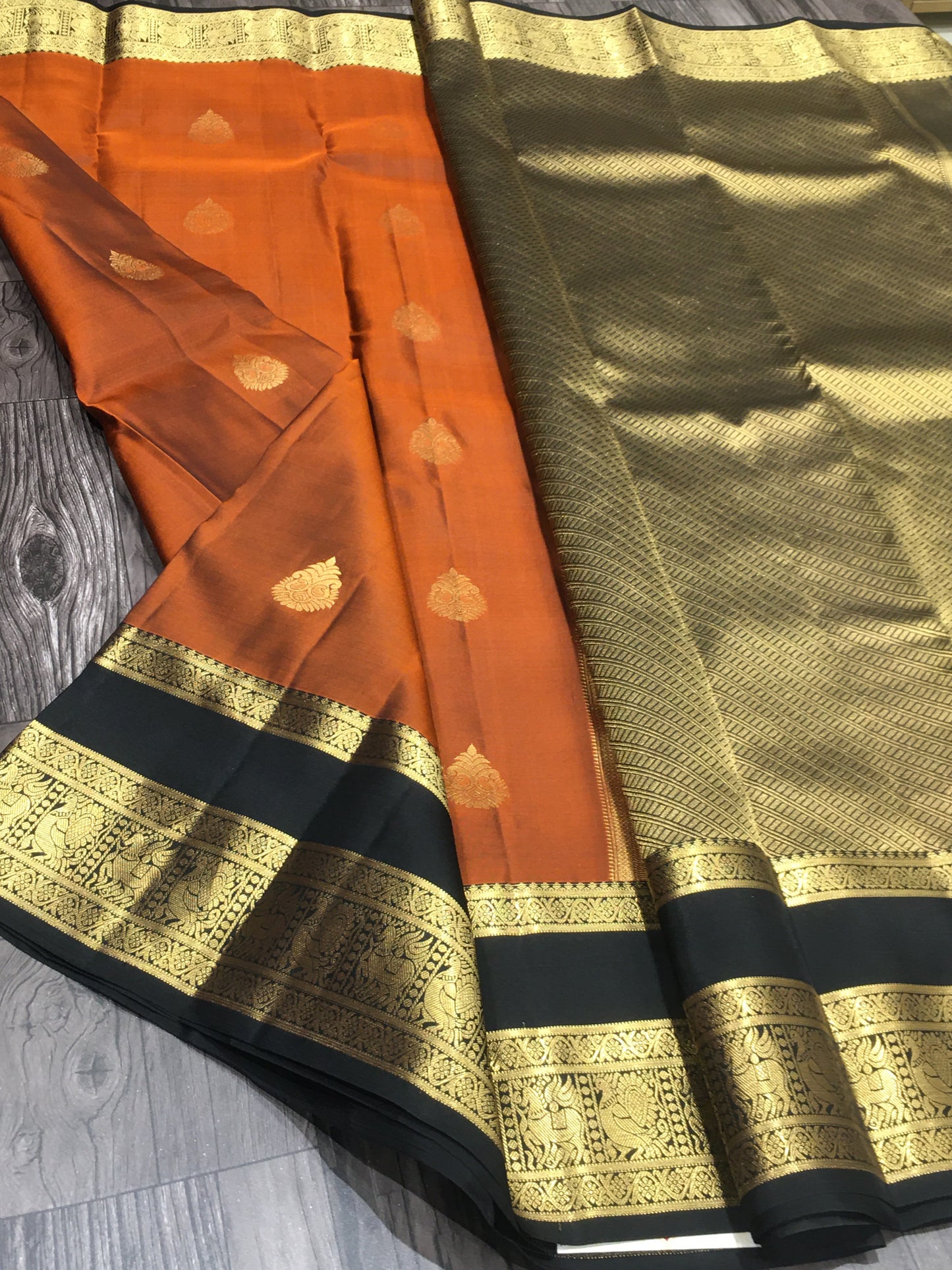 Pure Kanchipuram silk