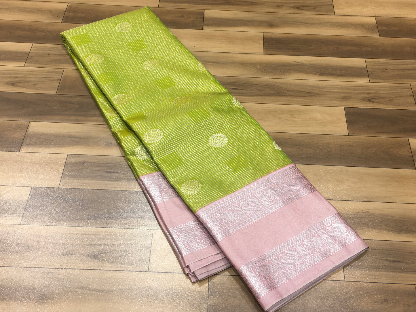 Semi Kanchipuram silk