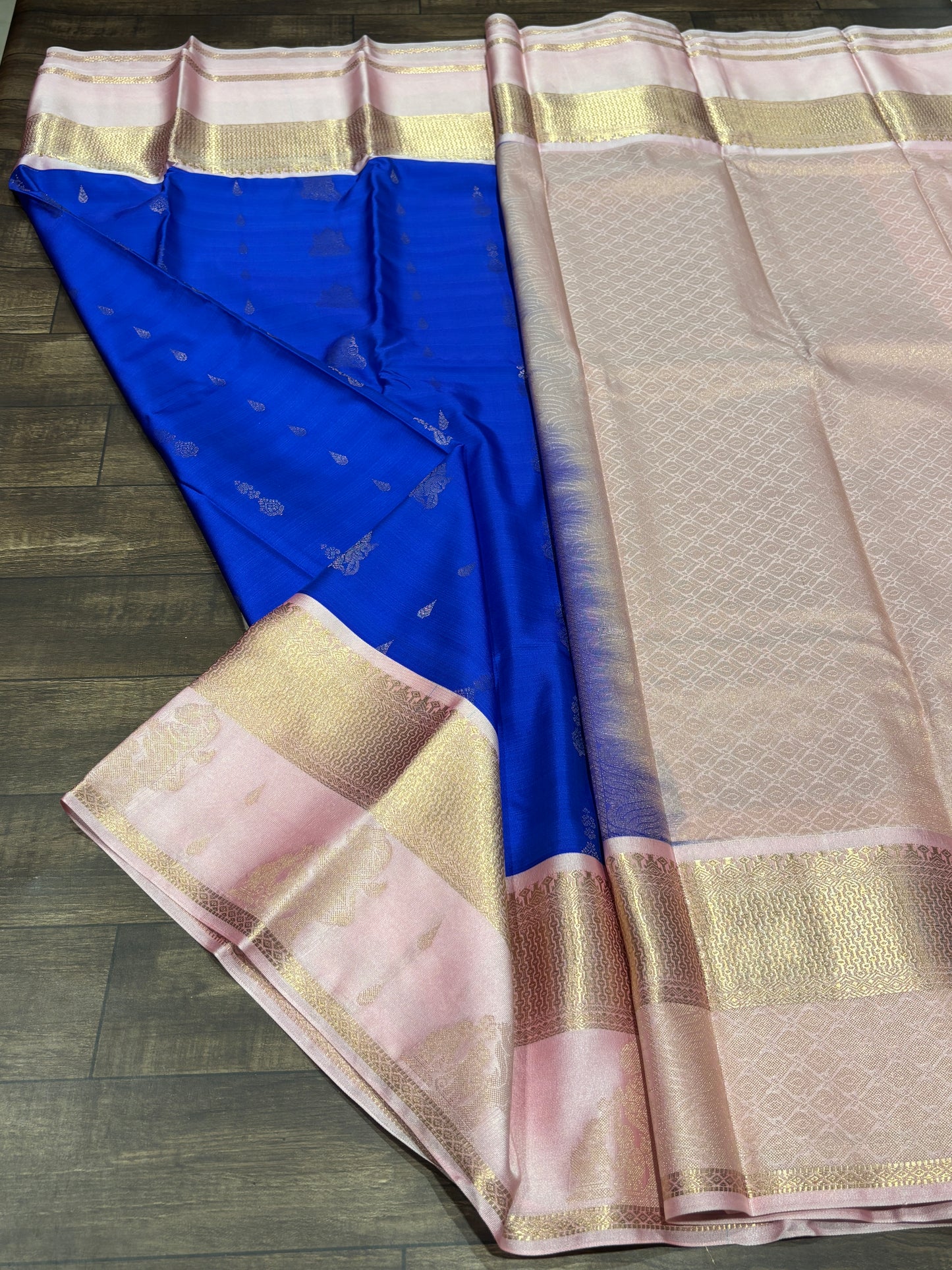 Semi Kanchipuram silk