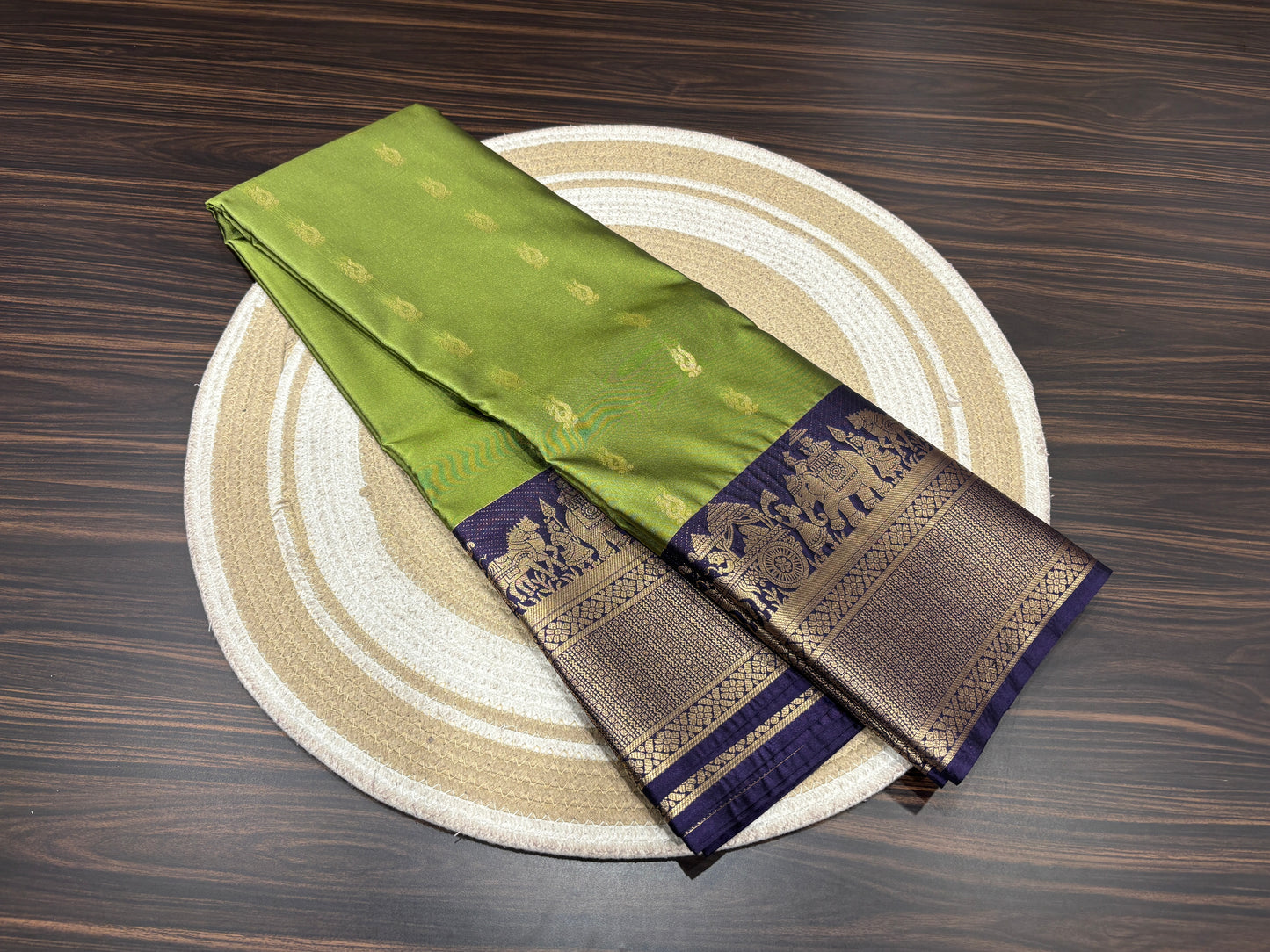 Semi Kanchipuram silk