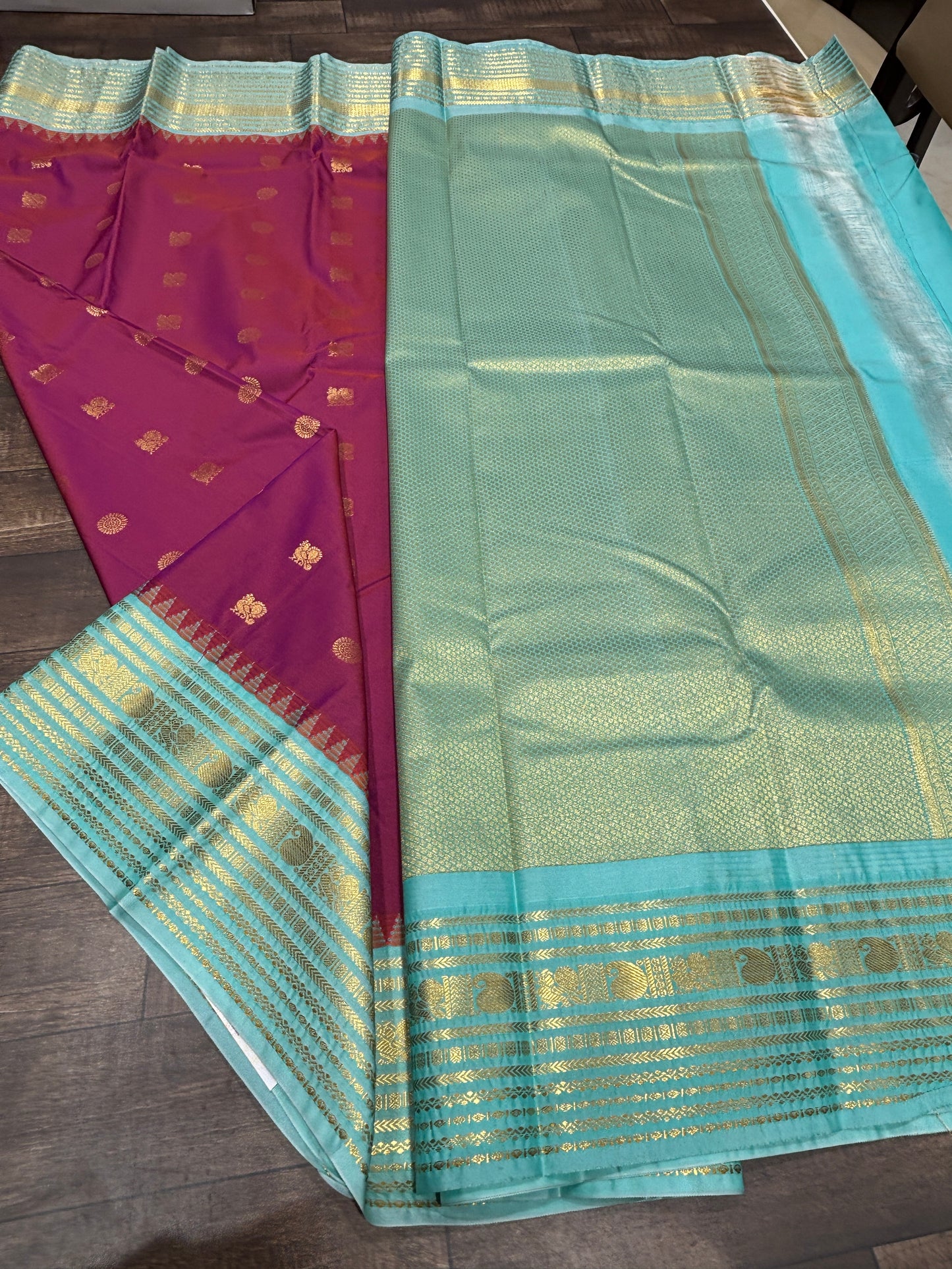 Semi Kanchipuram silk
