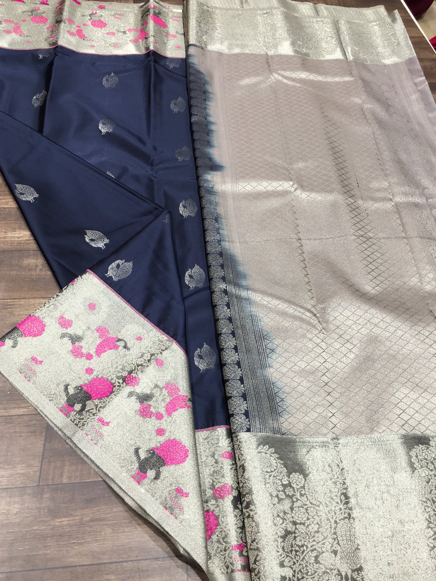 Semi Kanchipuram silk
