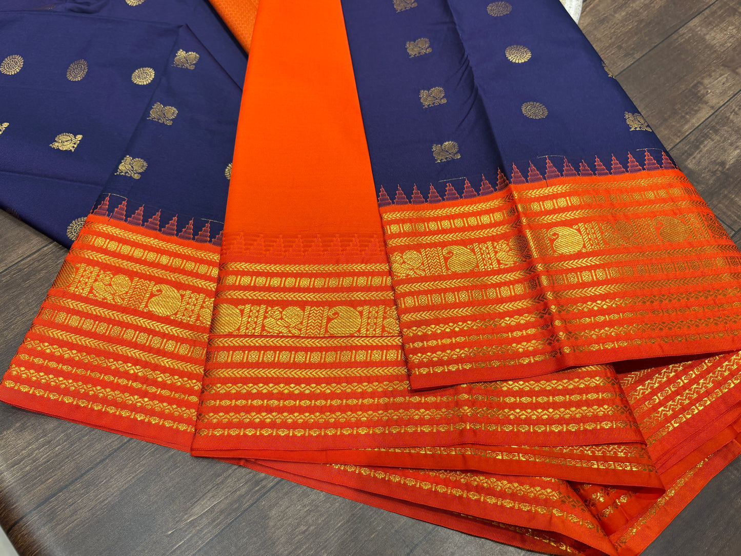 Semi Kanchipuram silk