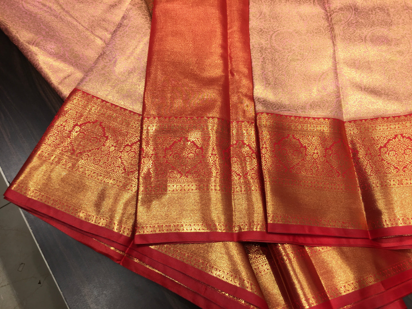 Semi Kanchipuram tissue