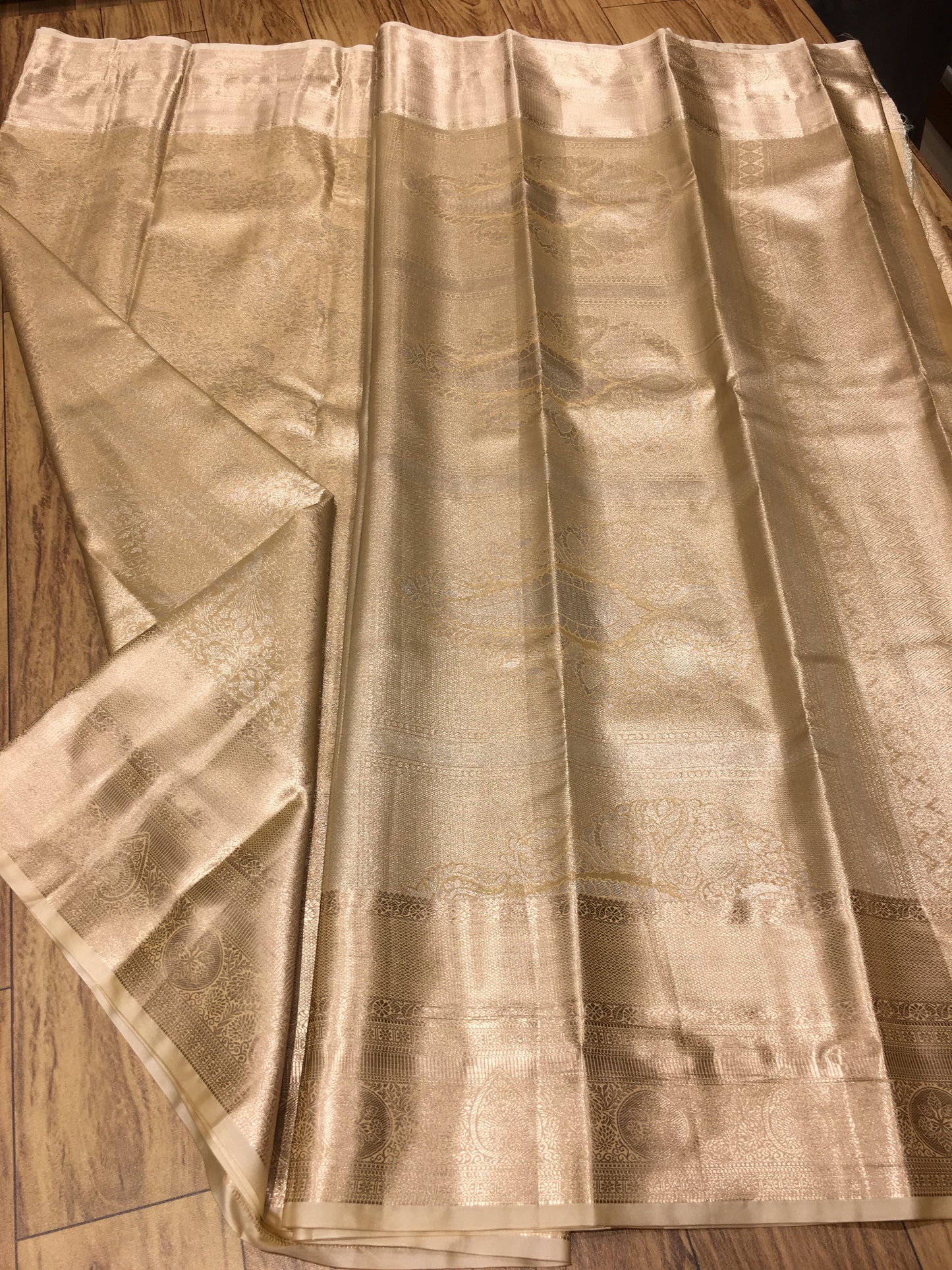 Semi Kanchipuram tissue