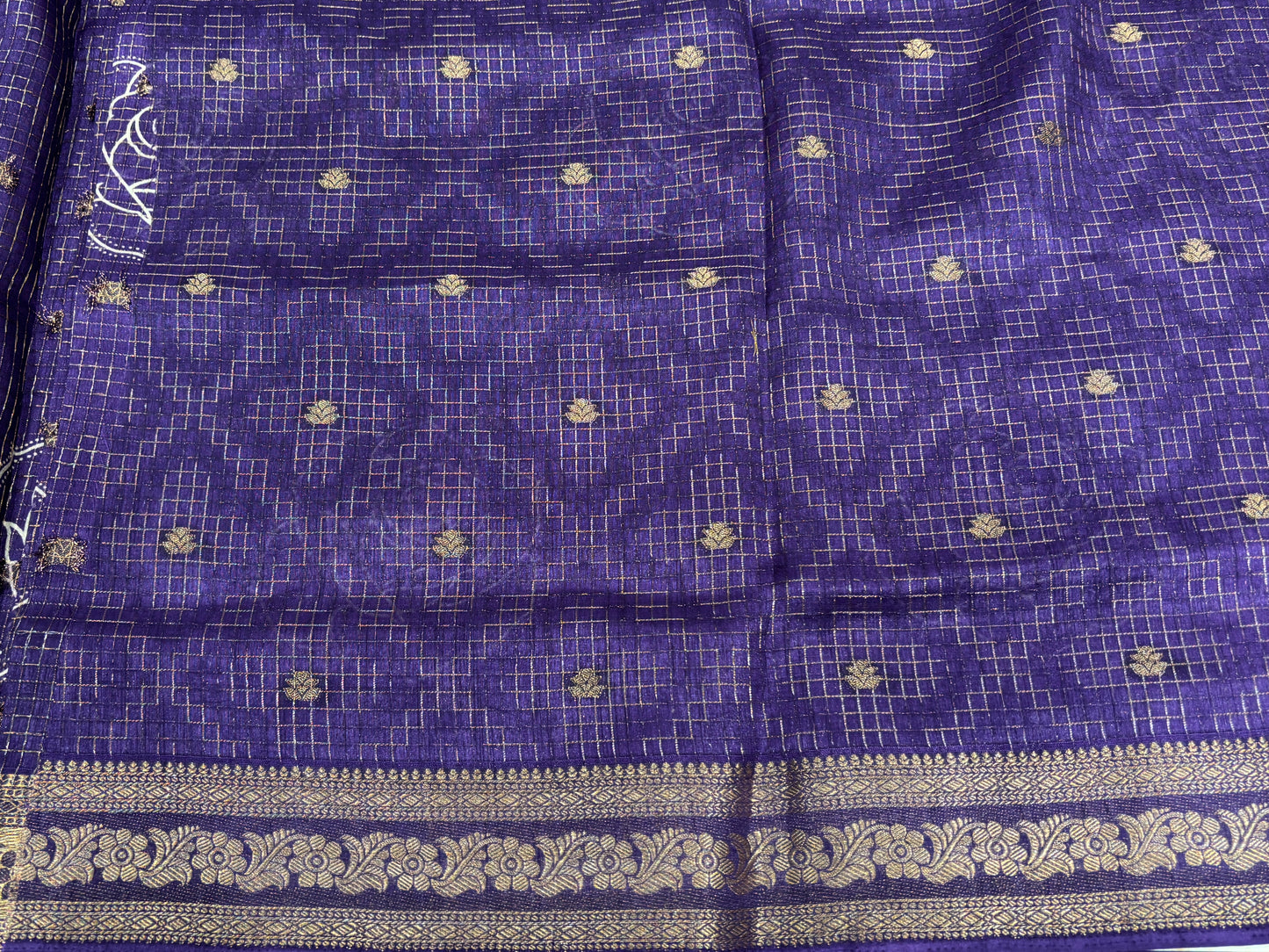 Dola silk saree