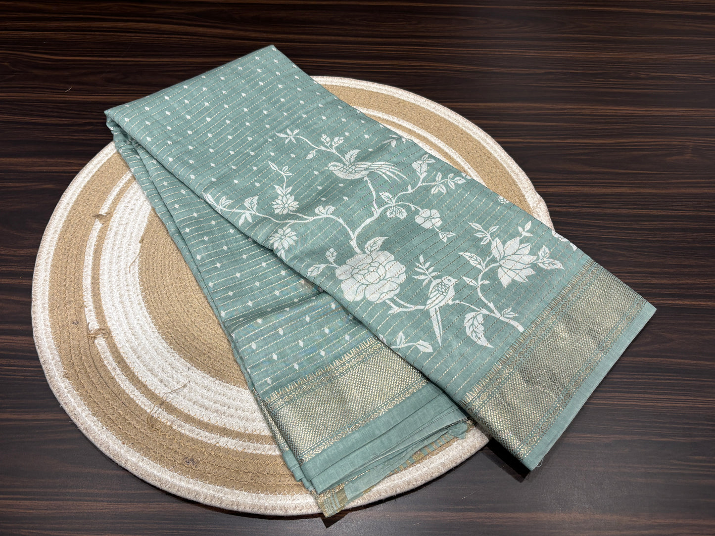 Butter crape saree