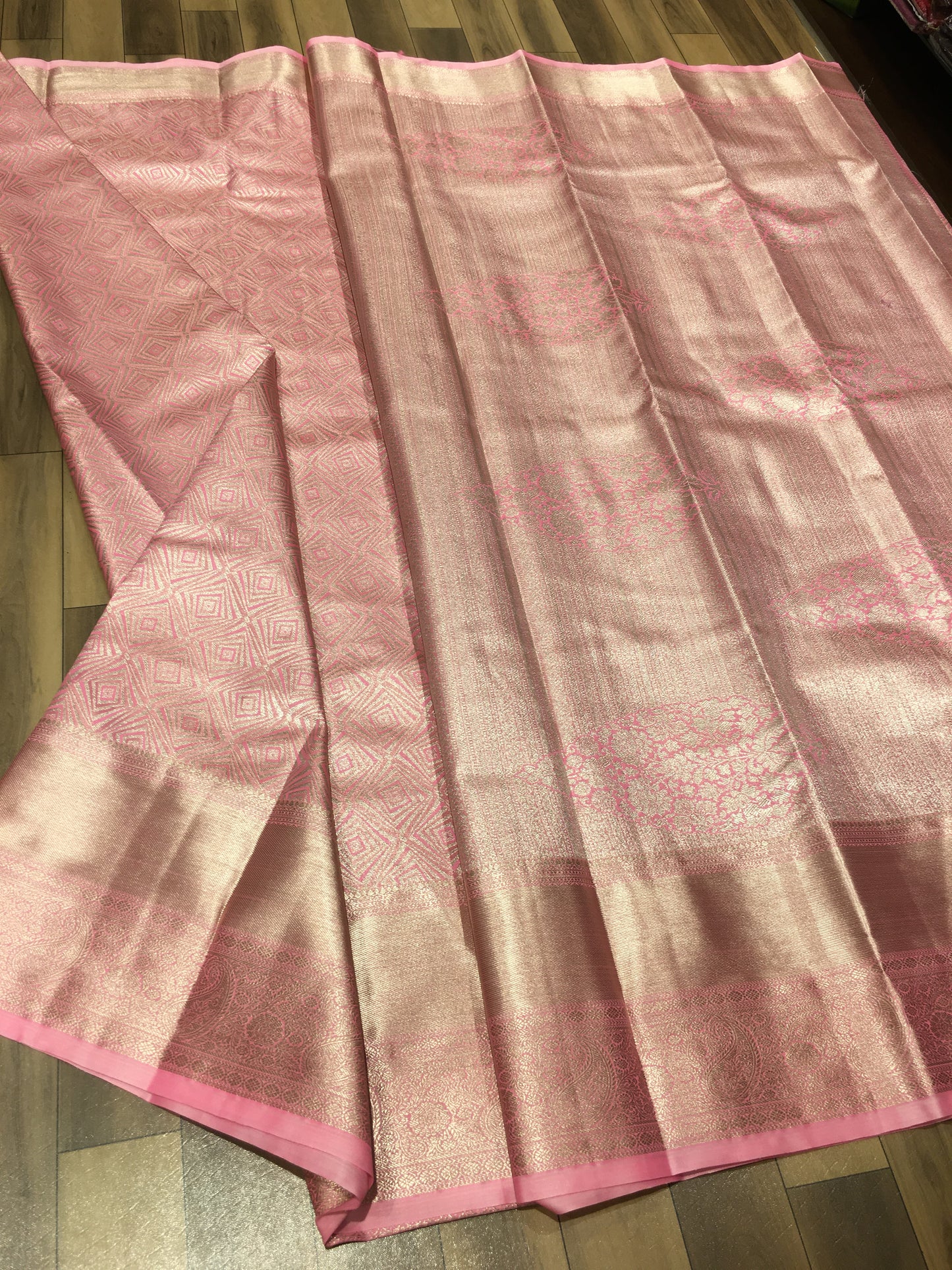 Semi Kanchipuram tissue