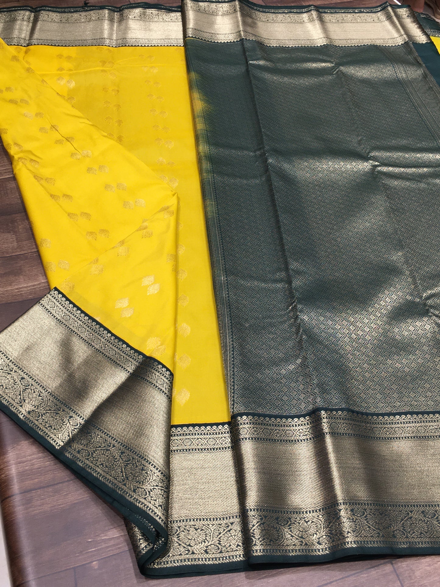 Semi Kanchipuram silk