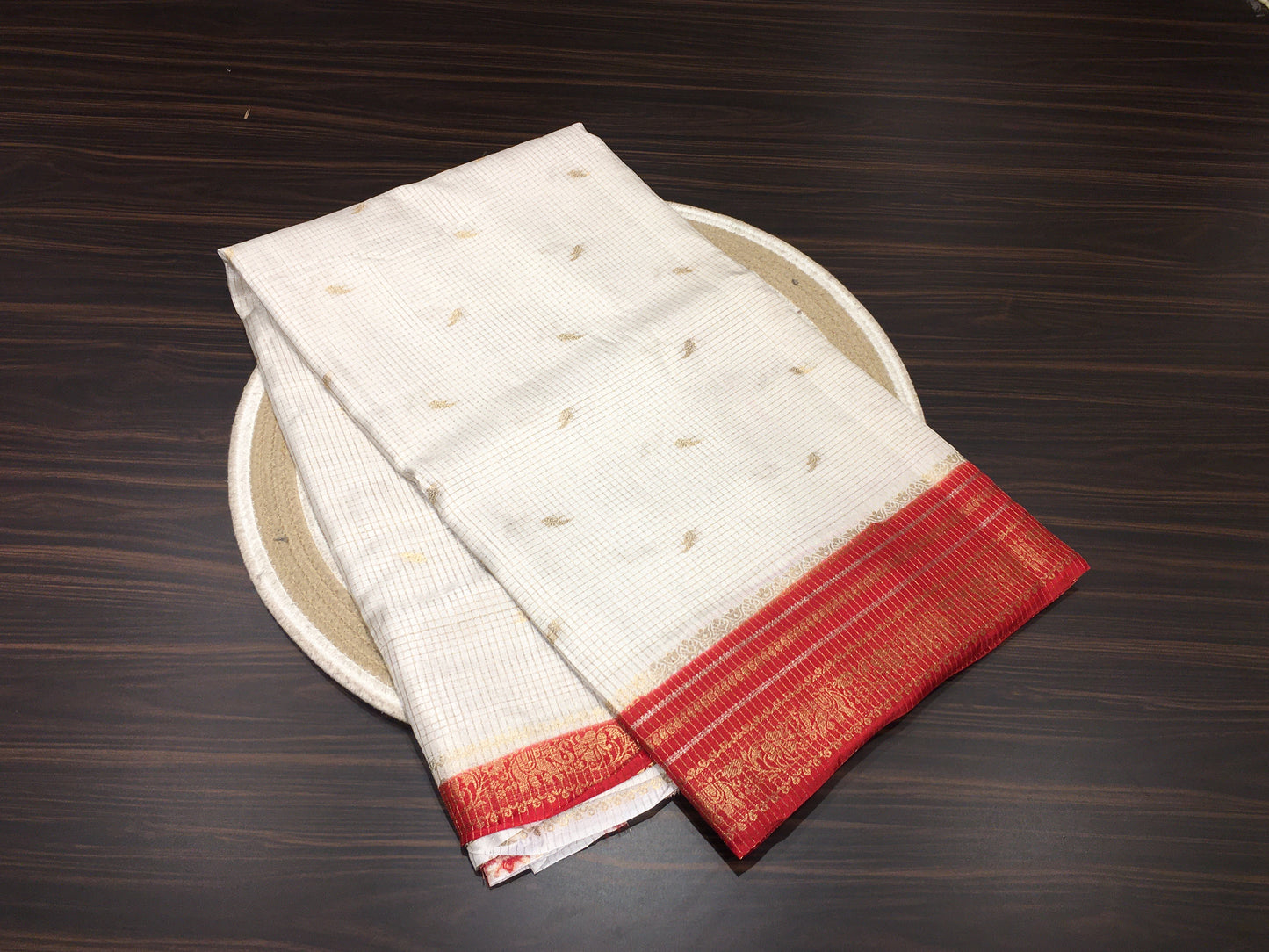 Moonga crape saree