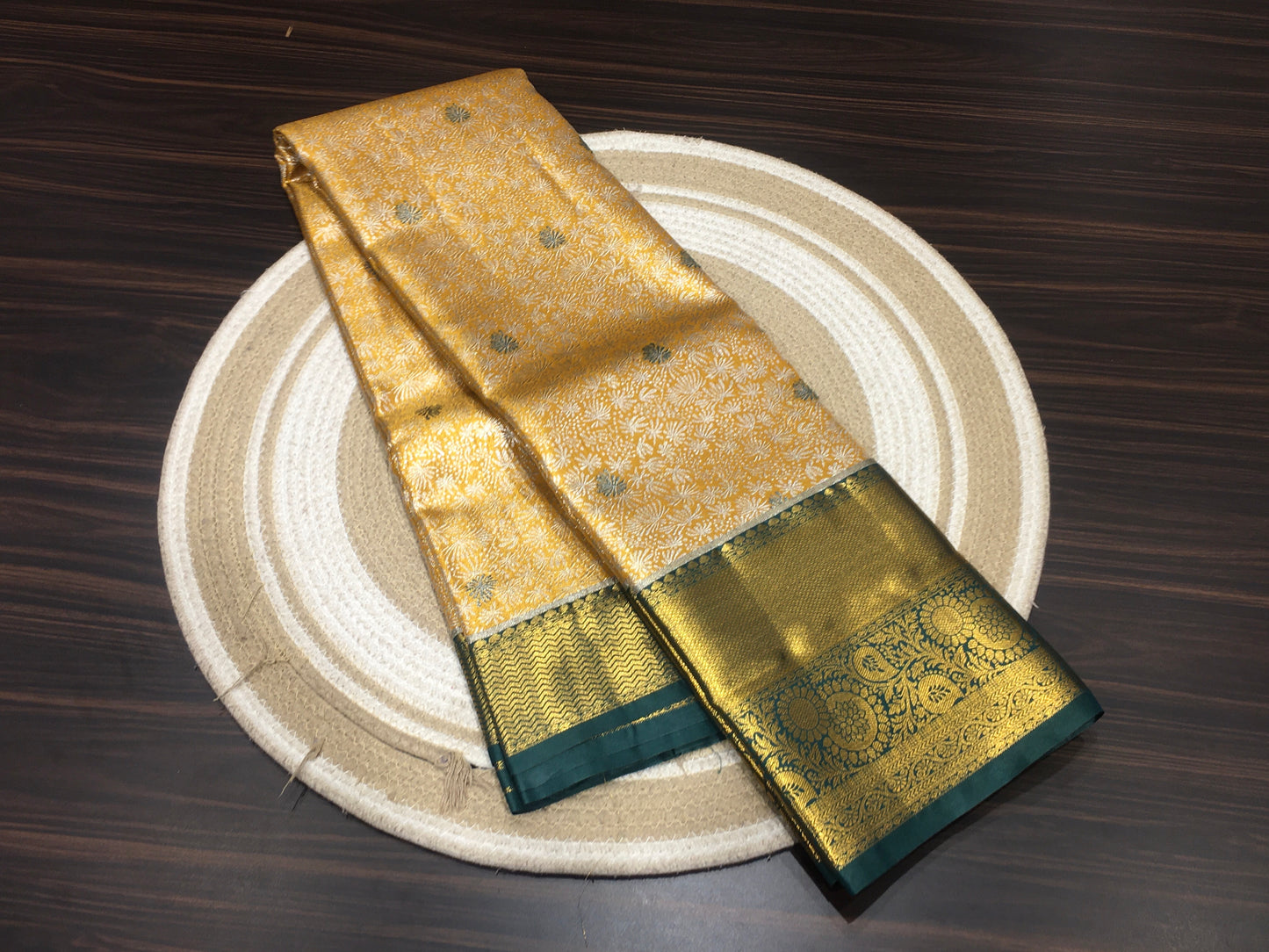 Semi Kanchipuram Tissue