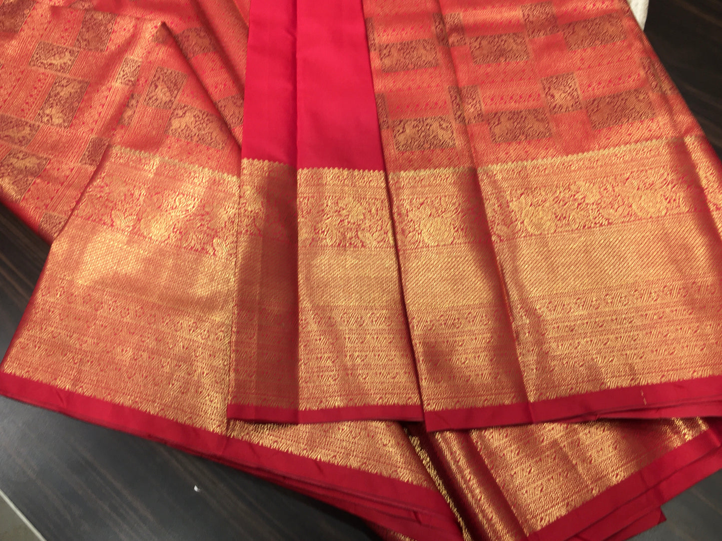 Semi Kanchipuram silk