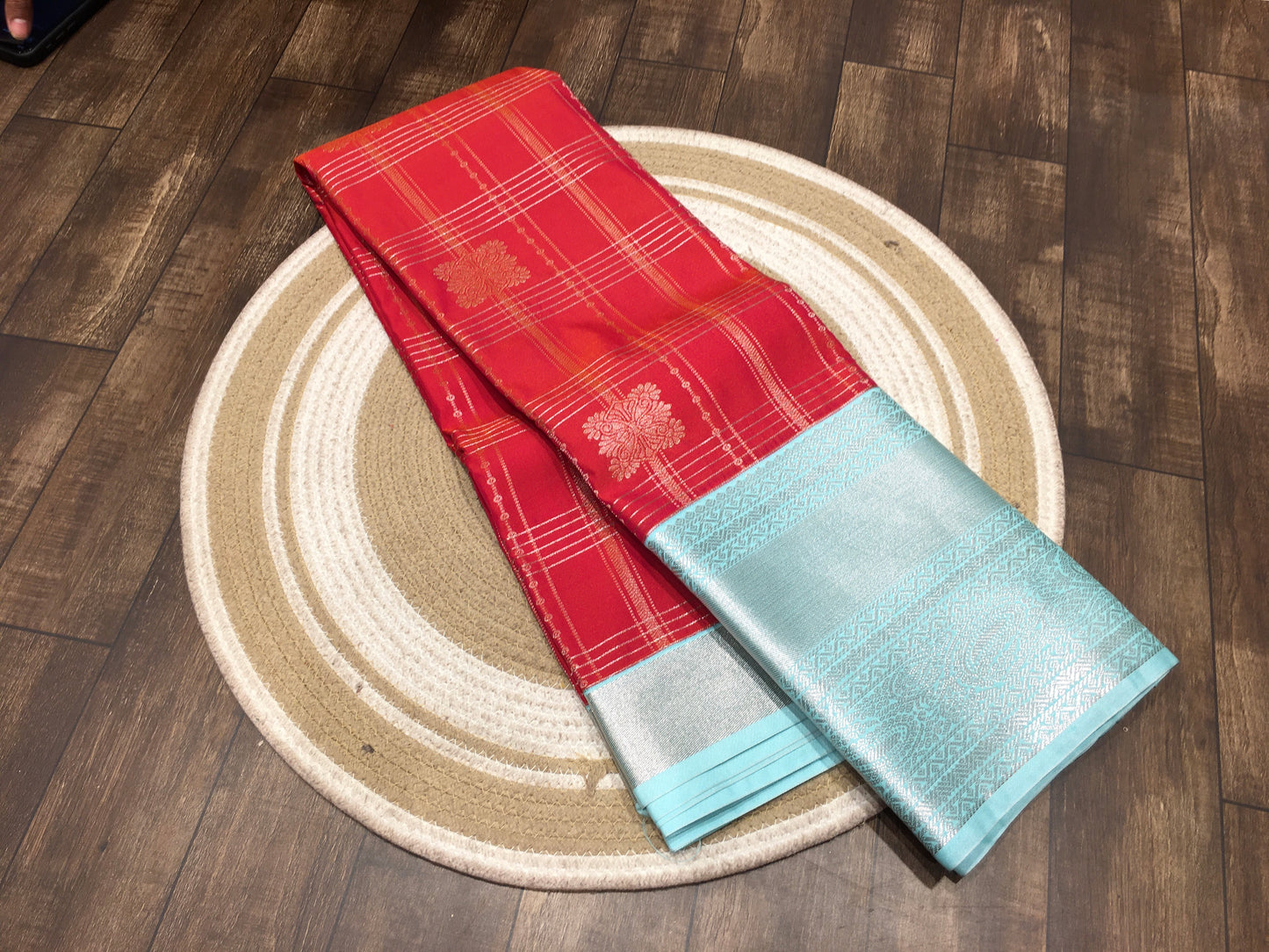 Semi Kanchipuram silk