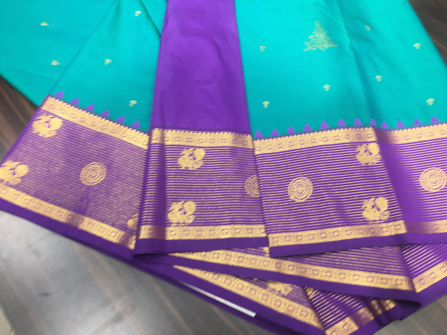 Semi Kanchipuram silk