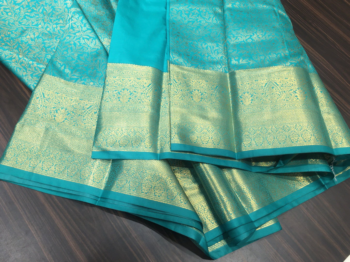 Semi Kanchipuram silk
