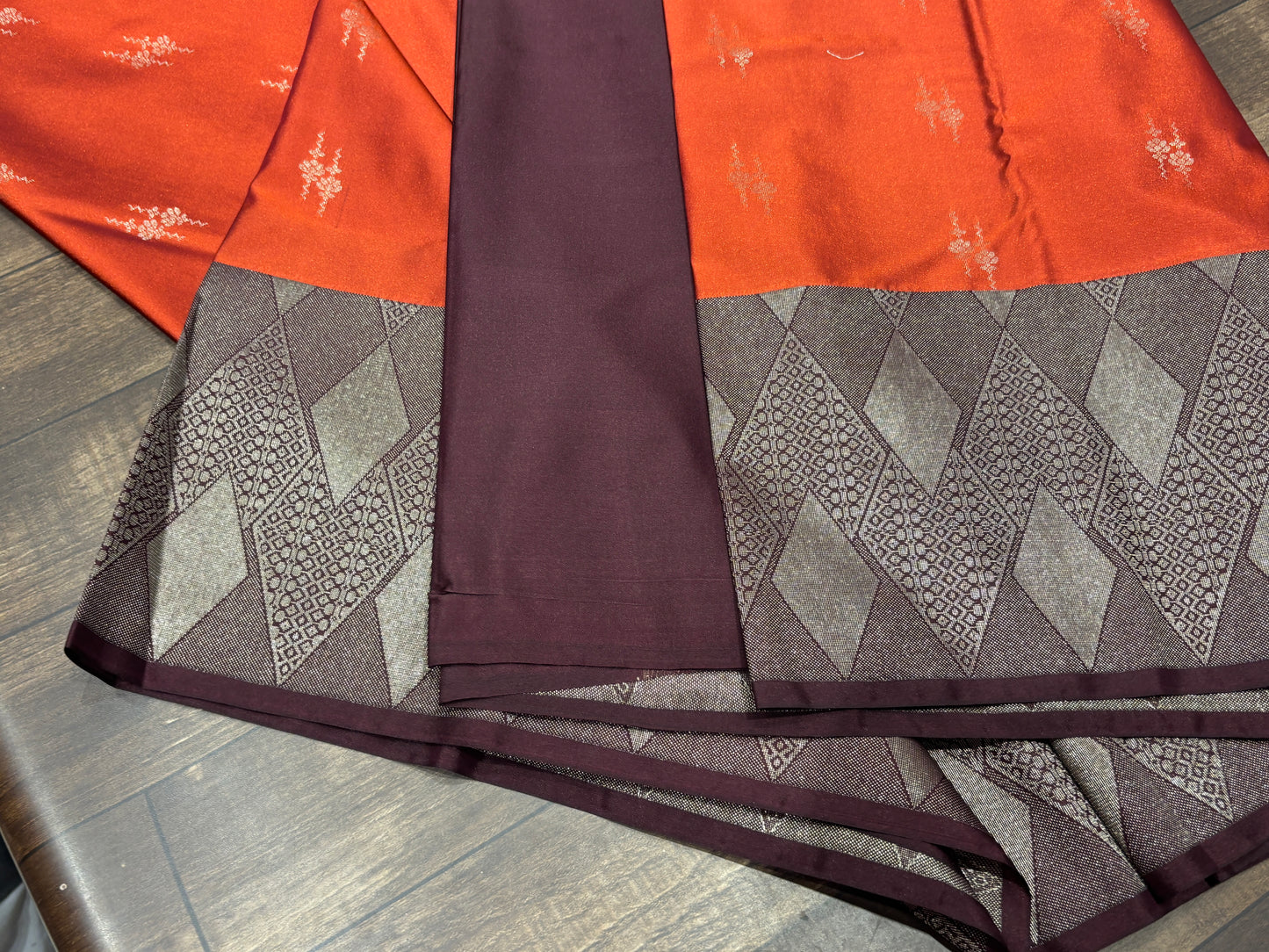 Semi Kanchipuram silk