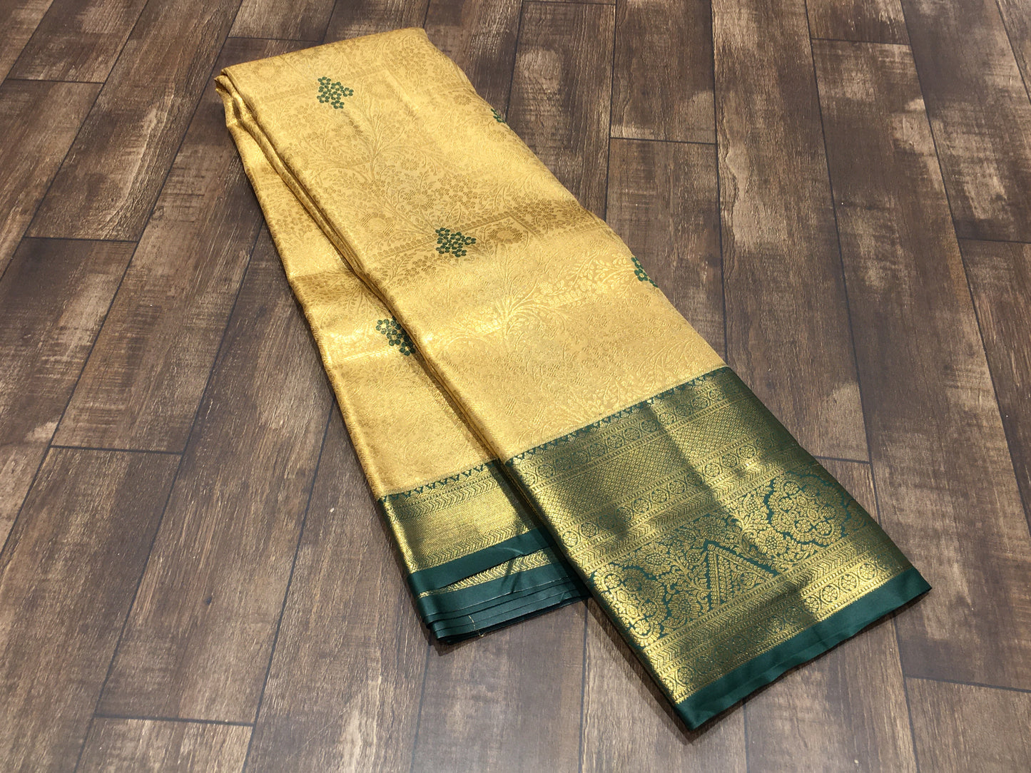 Semi Kanchipuram tissue