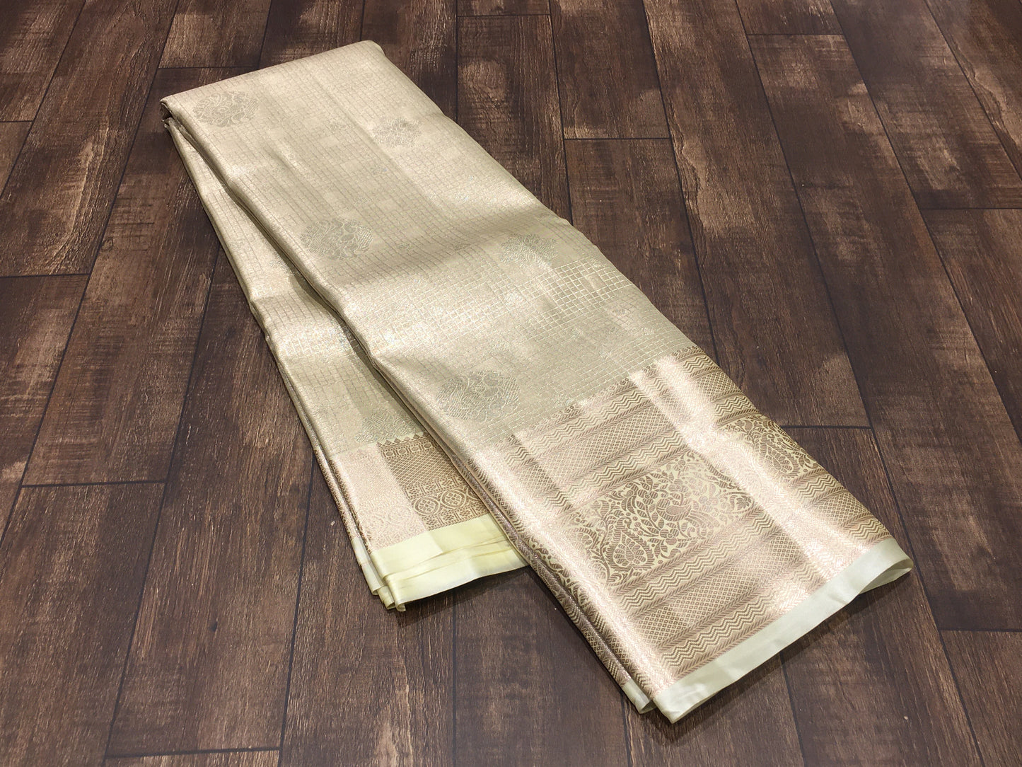 Semi Kanchipuram Tissue
