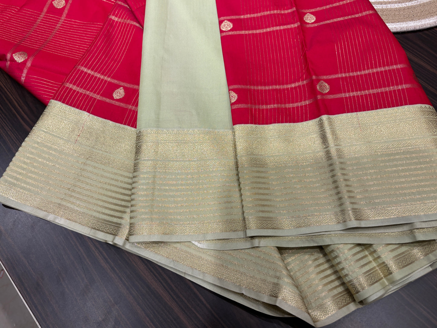Semi Kanchipuram silk