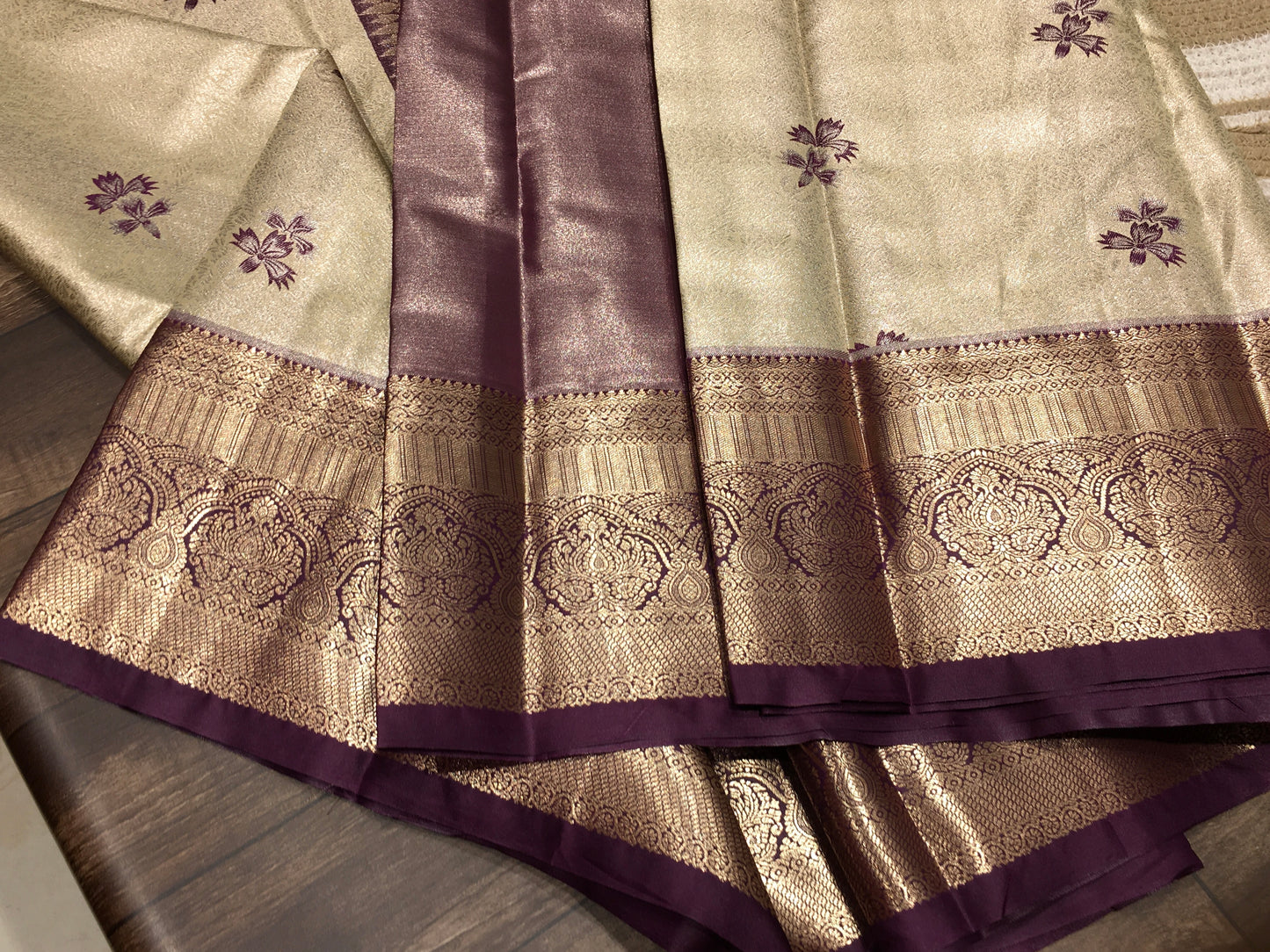 Semi Kanchipuram tissue