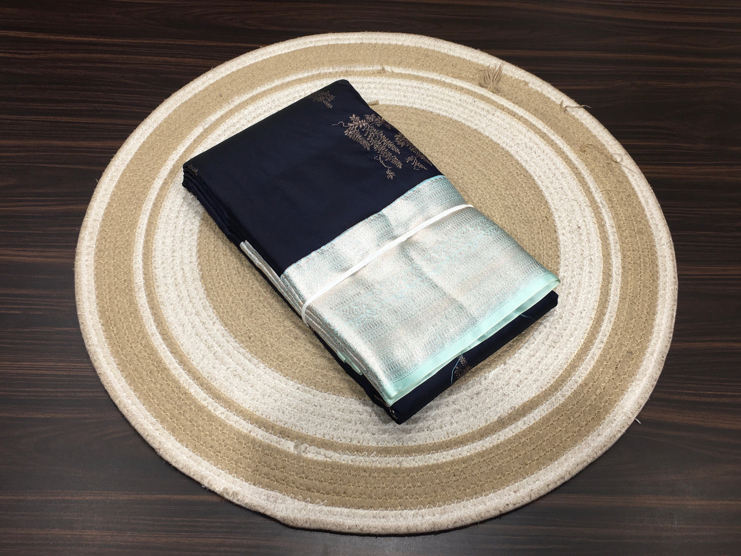 Semi Kanchipuram silk