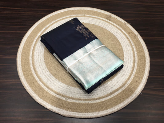 Semi Kanchipuram silk