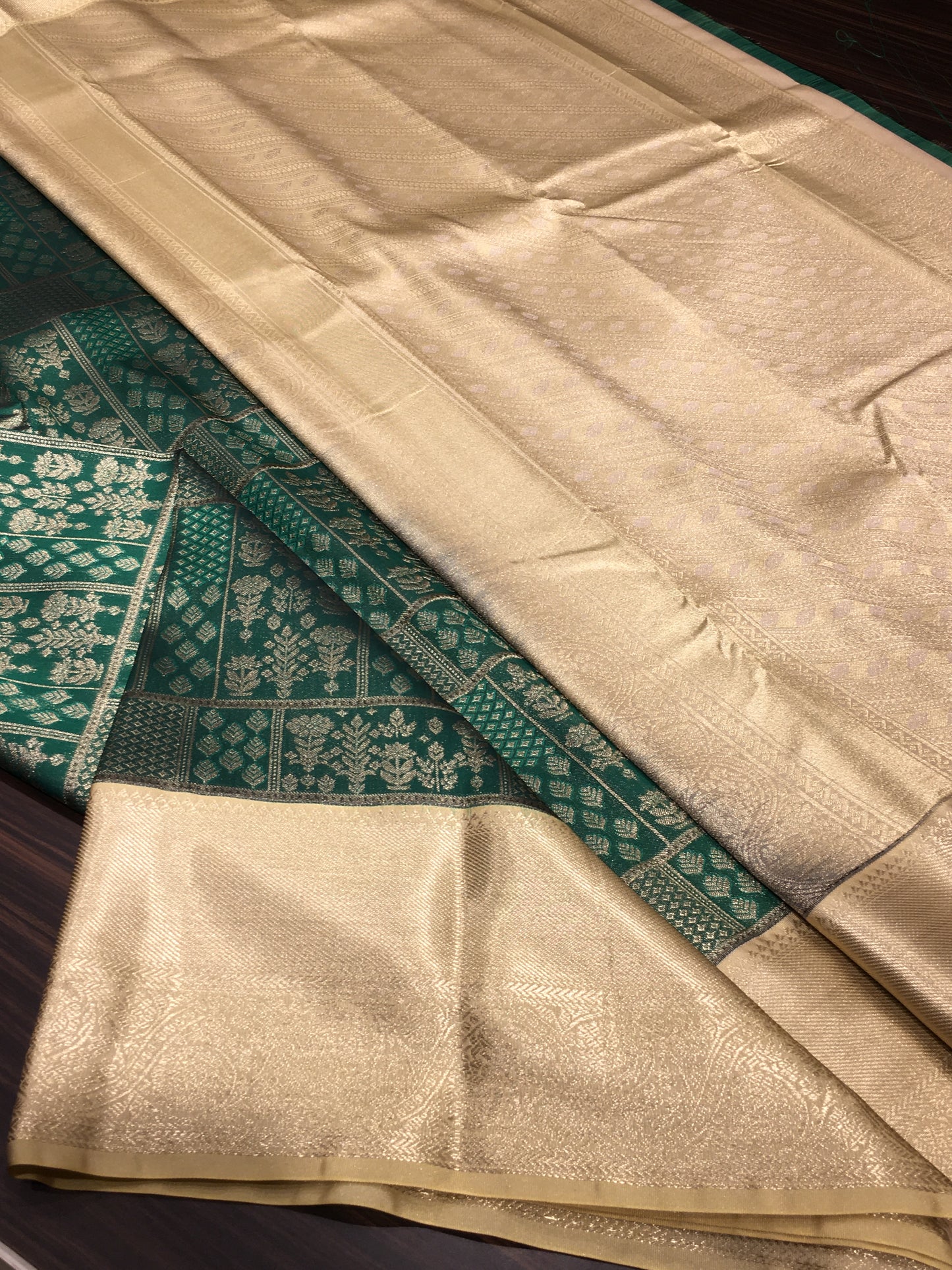 Semi Kanchipuram silk