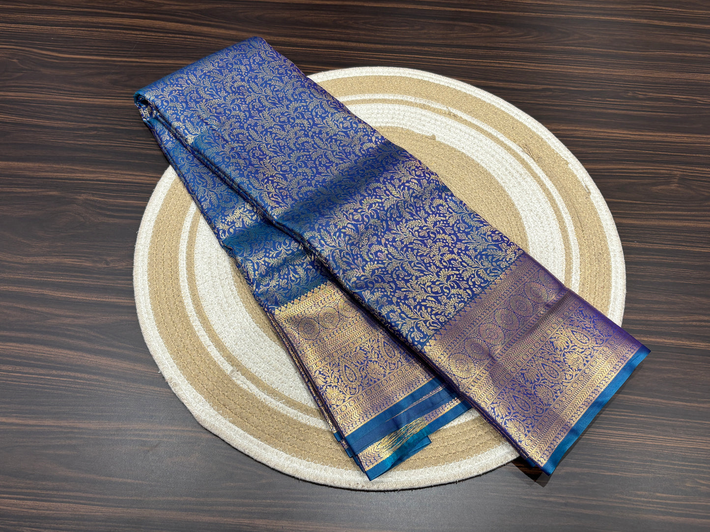 Semi Kanchipuram silk
