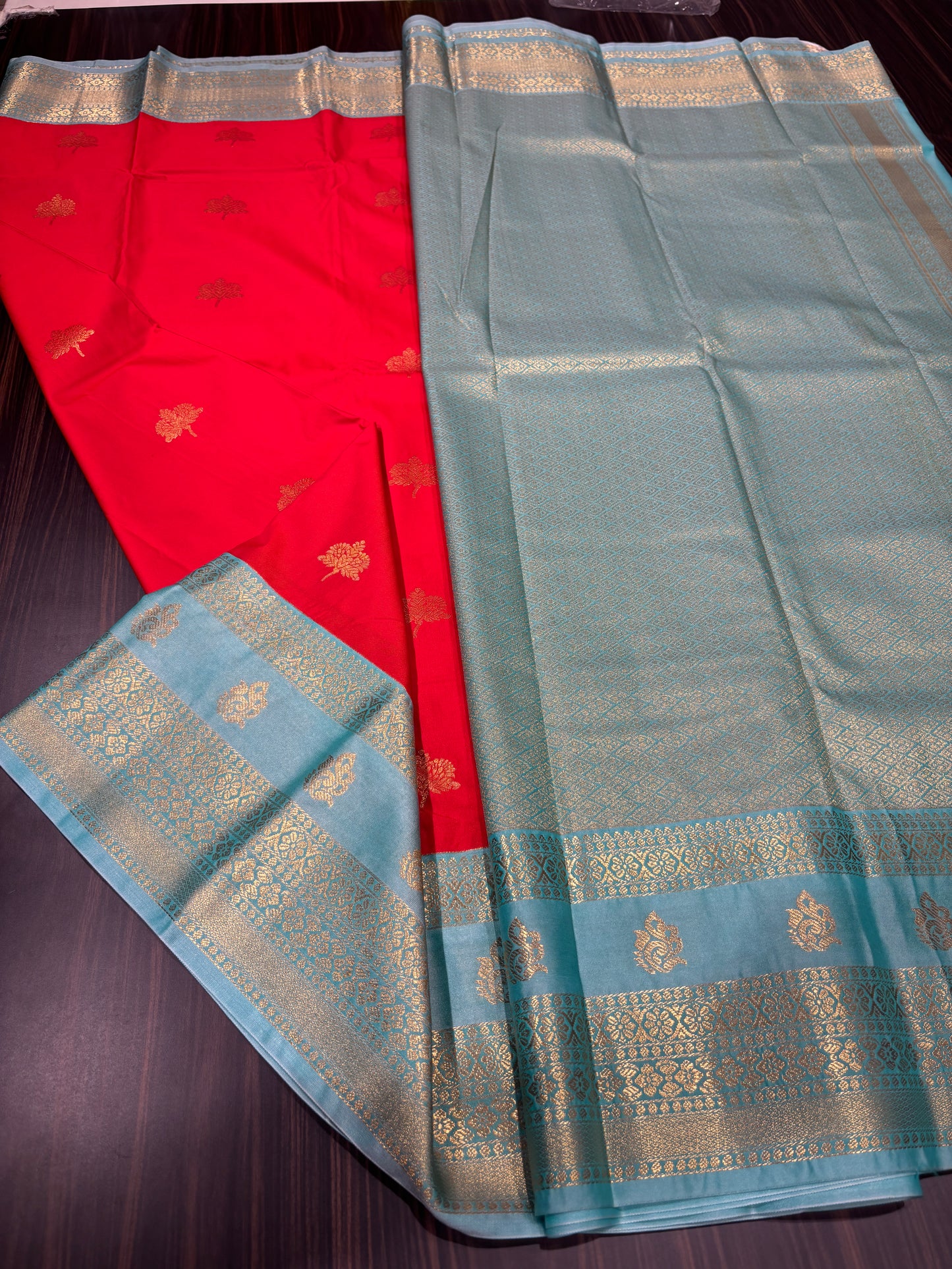 Semi Kanchipuram silk