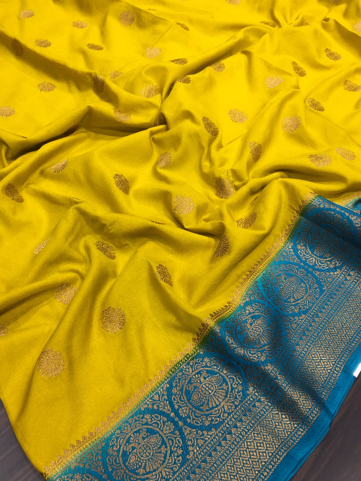Semi Mysore Crape Saree